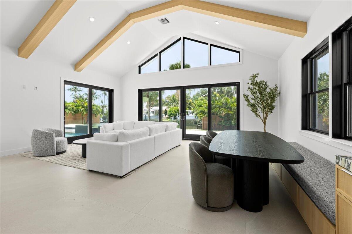 8 Leeward, Jupiter FL 33469