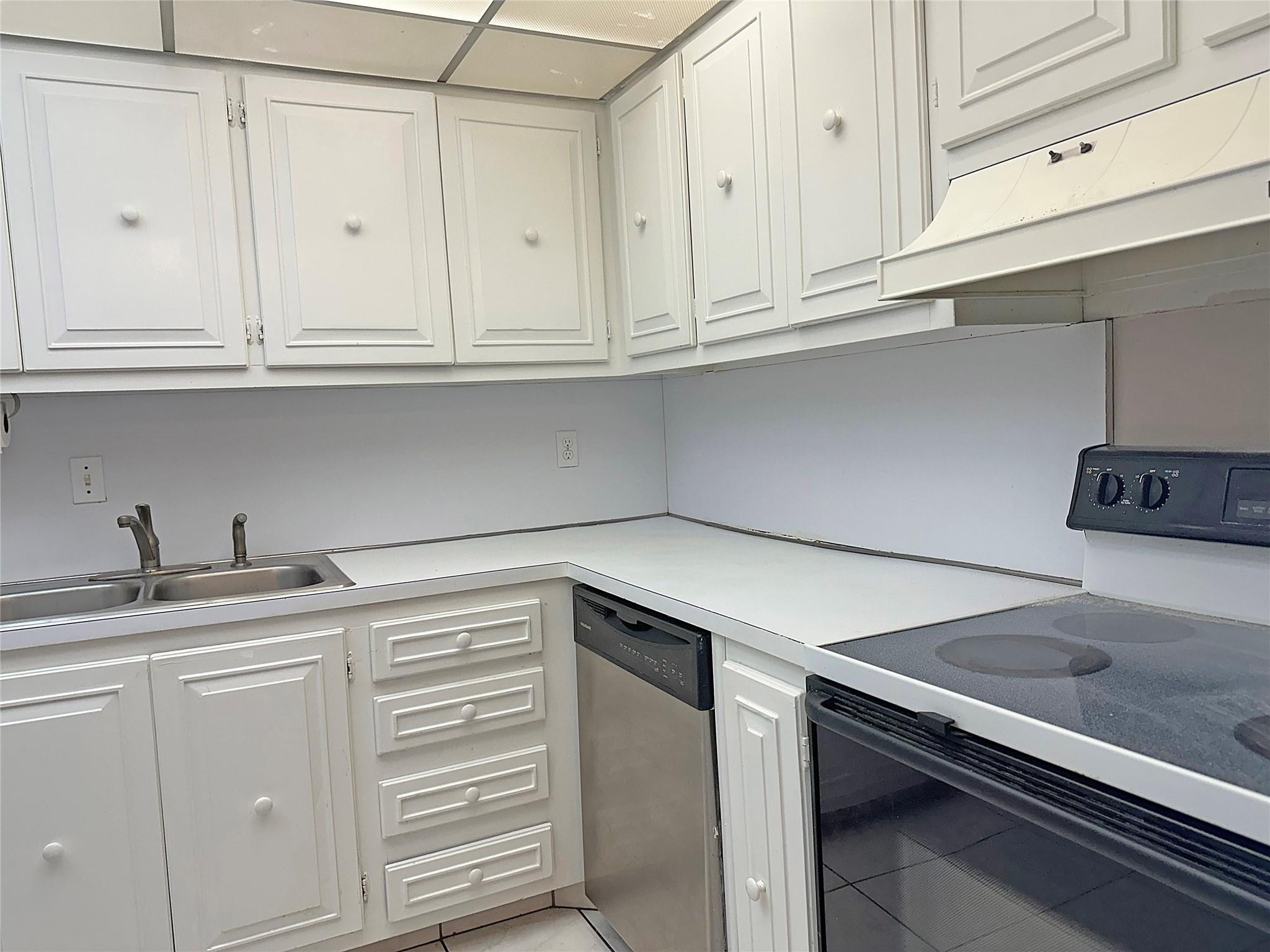 6229 Bay Club #4, Fort Lauderdale FL 33308