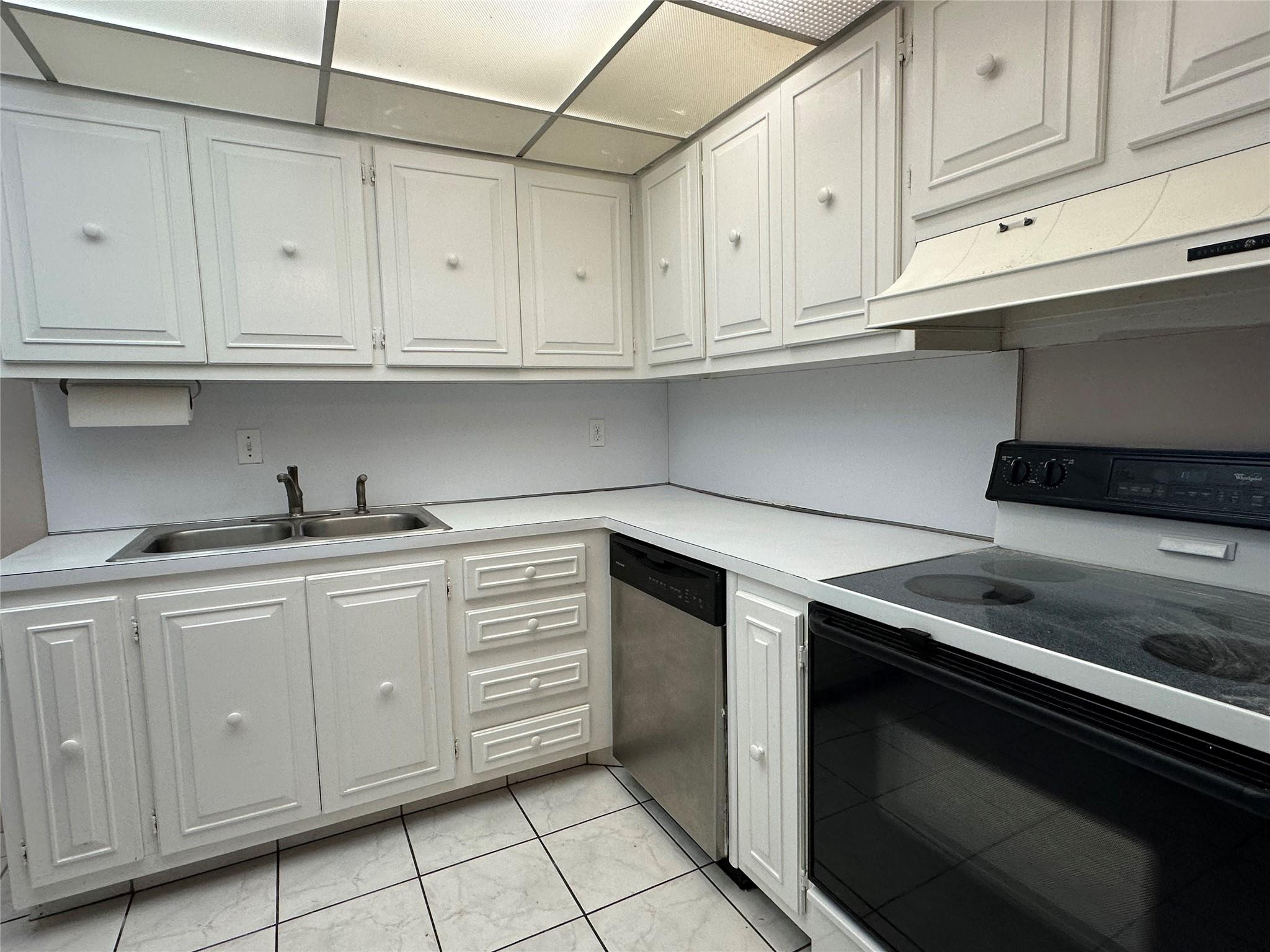 6229 Bay Club #4, Fort Lauderdale FL 33308