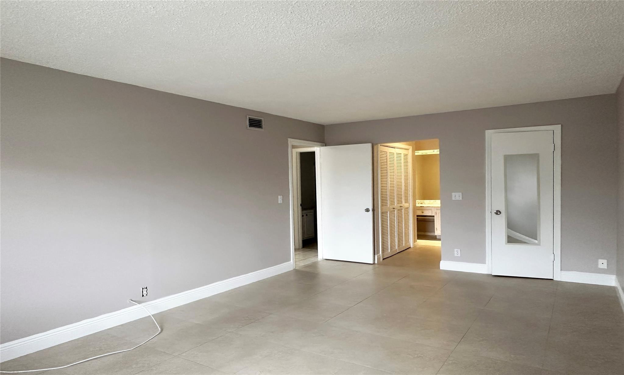 6229 Bay Club #4, Fort Lauderdale FL 33308
