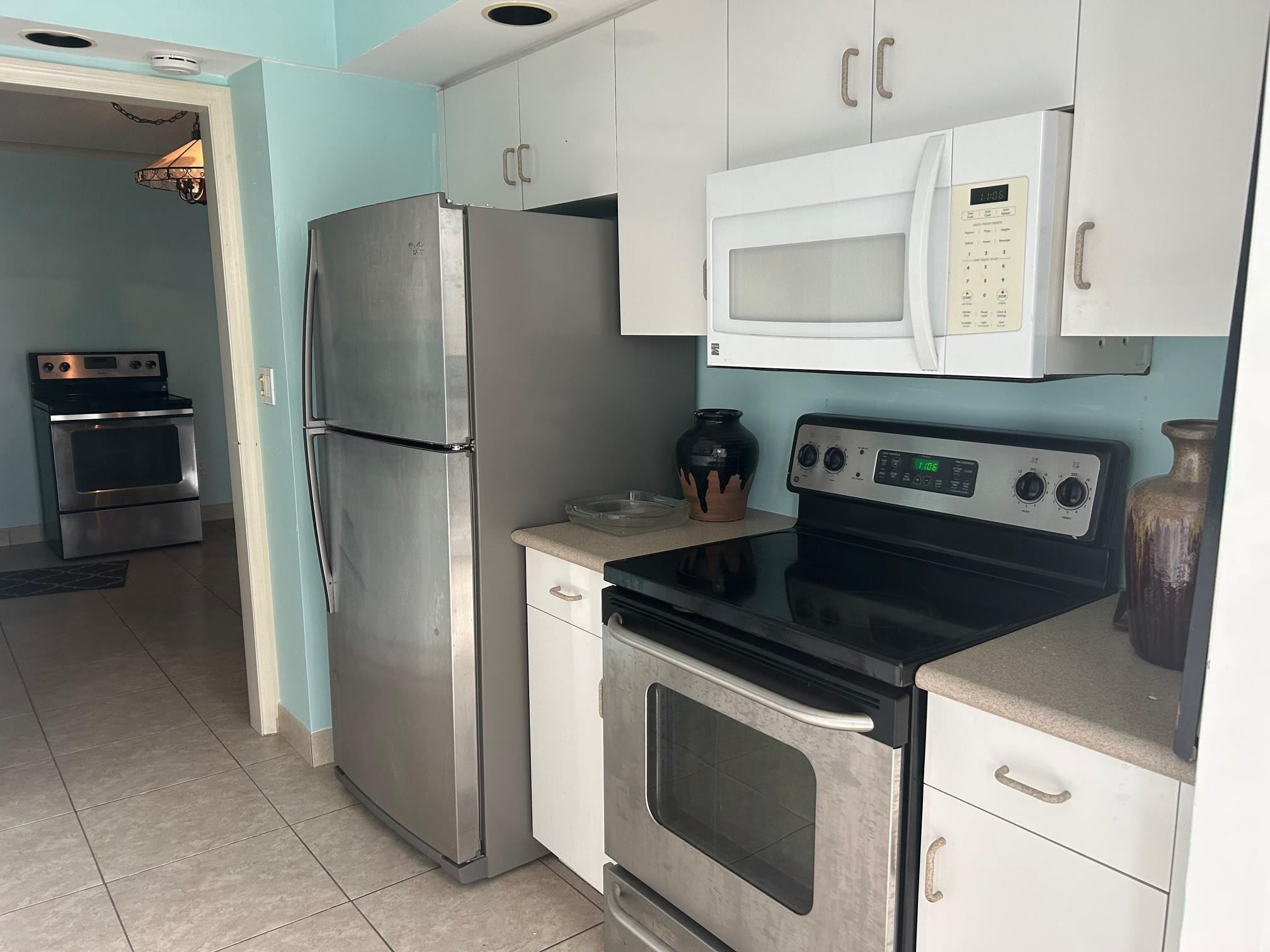 3100 NE 49th #PH06, Fort Lauderdale FL 33308
