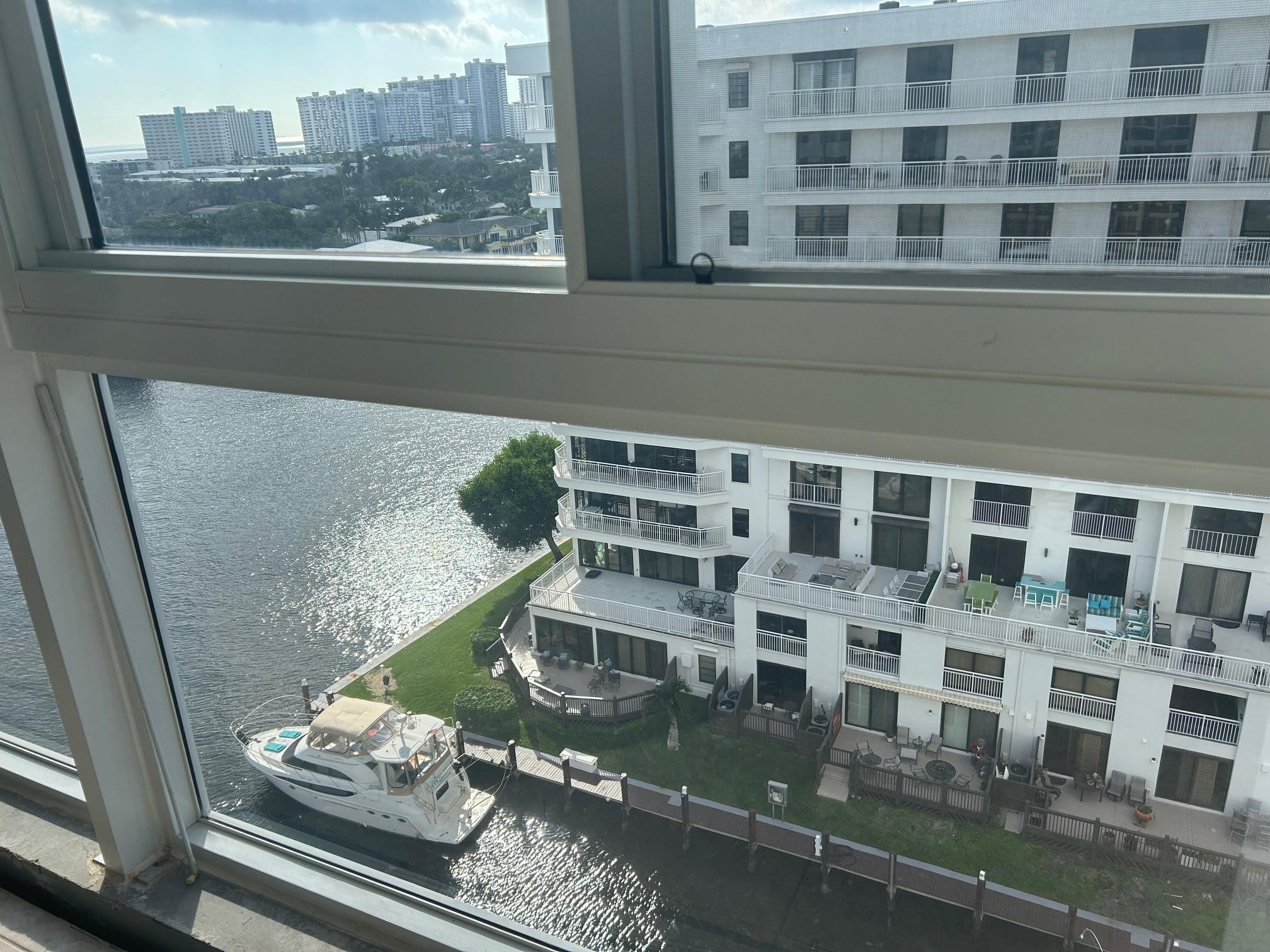 3100 NE 49th #PH06, Fort Lauderdale FL 33308