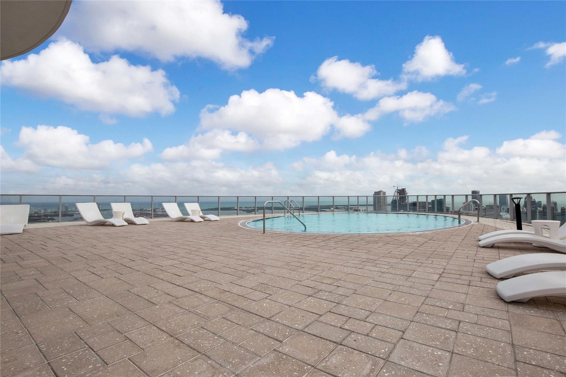 851 NE 1st #3500, Miami FL 33132