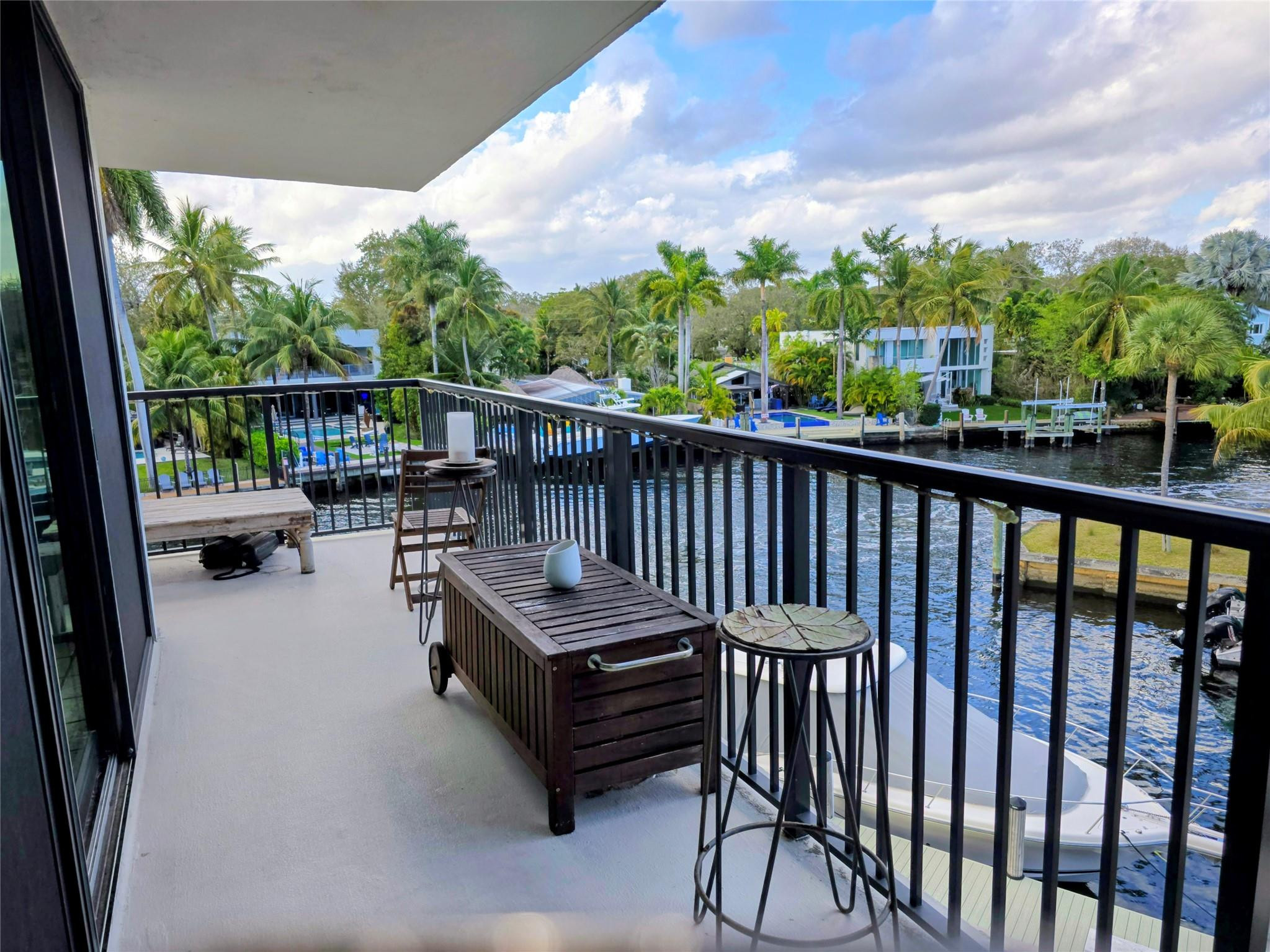1301 River Reach #304, Fort Lauderdale FL 33315