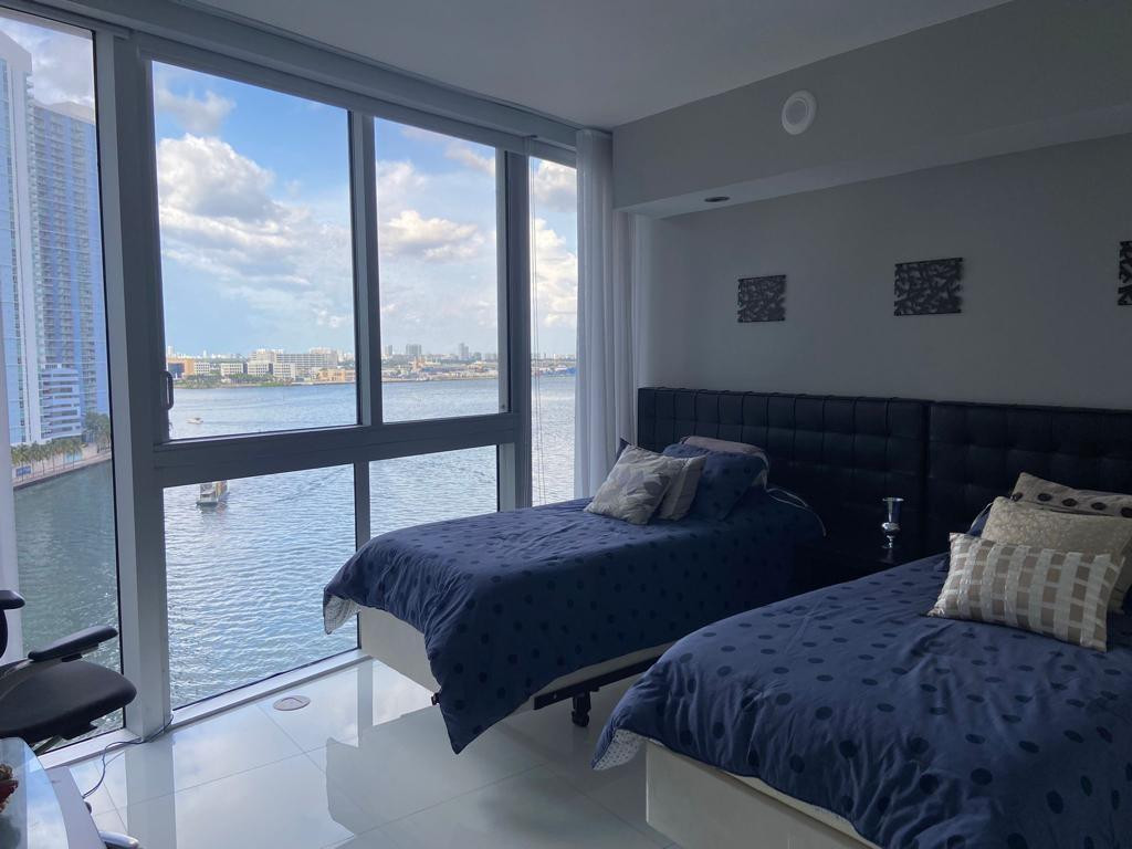 465 Brickell #1201, Miami FL 33131