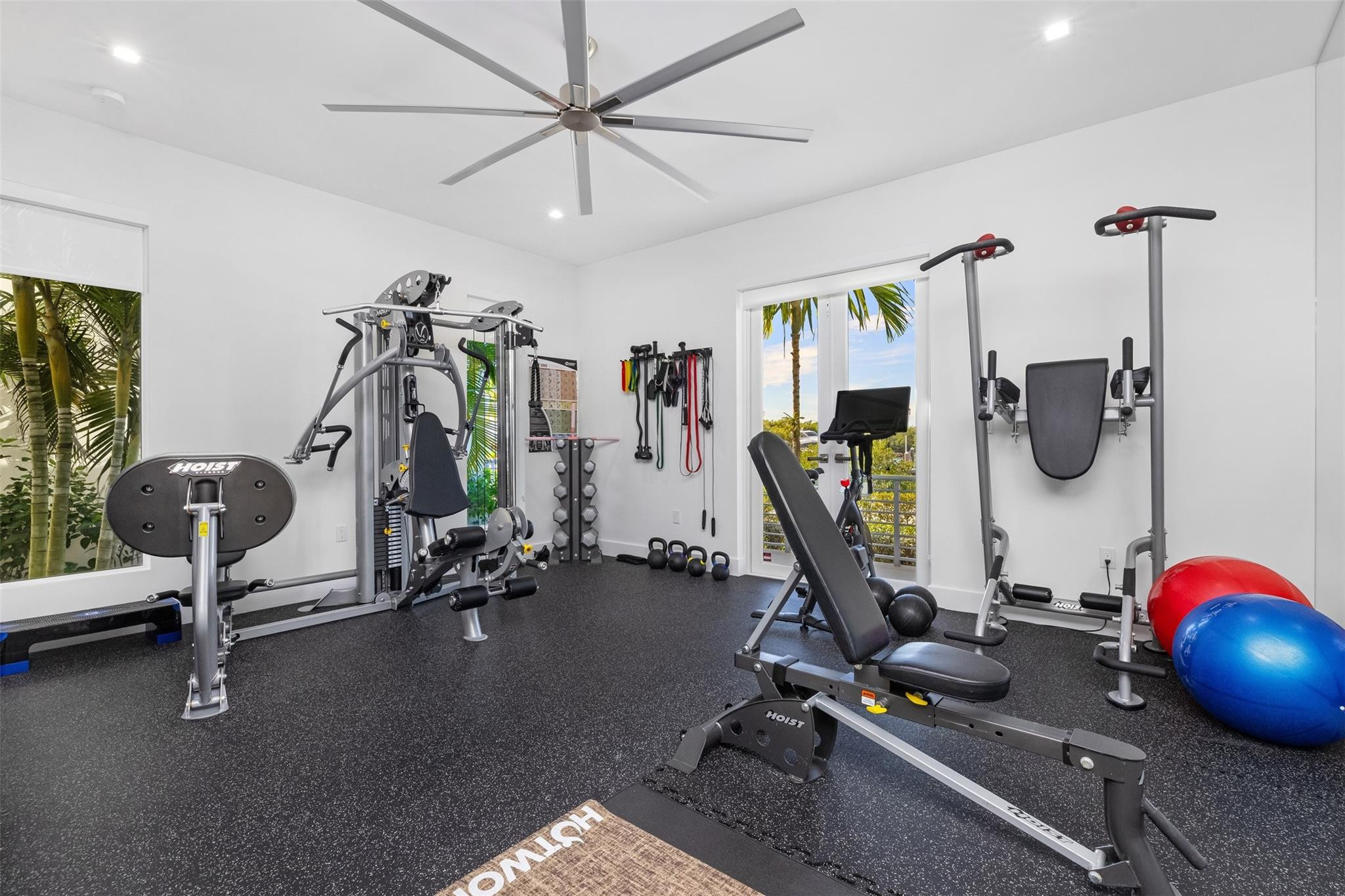 350 Desoto, Hollywood FL 33019