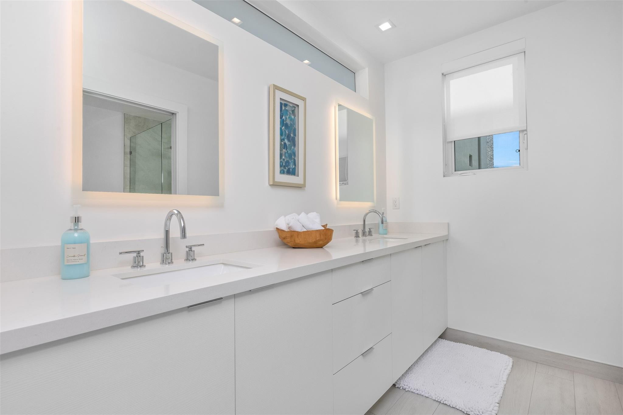 350 Desoto, Hollywood FL 33019