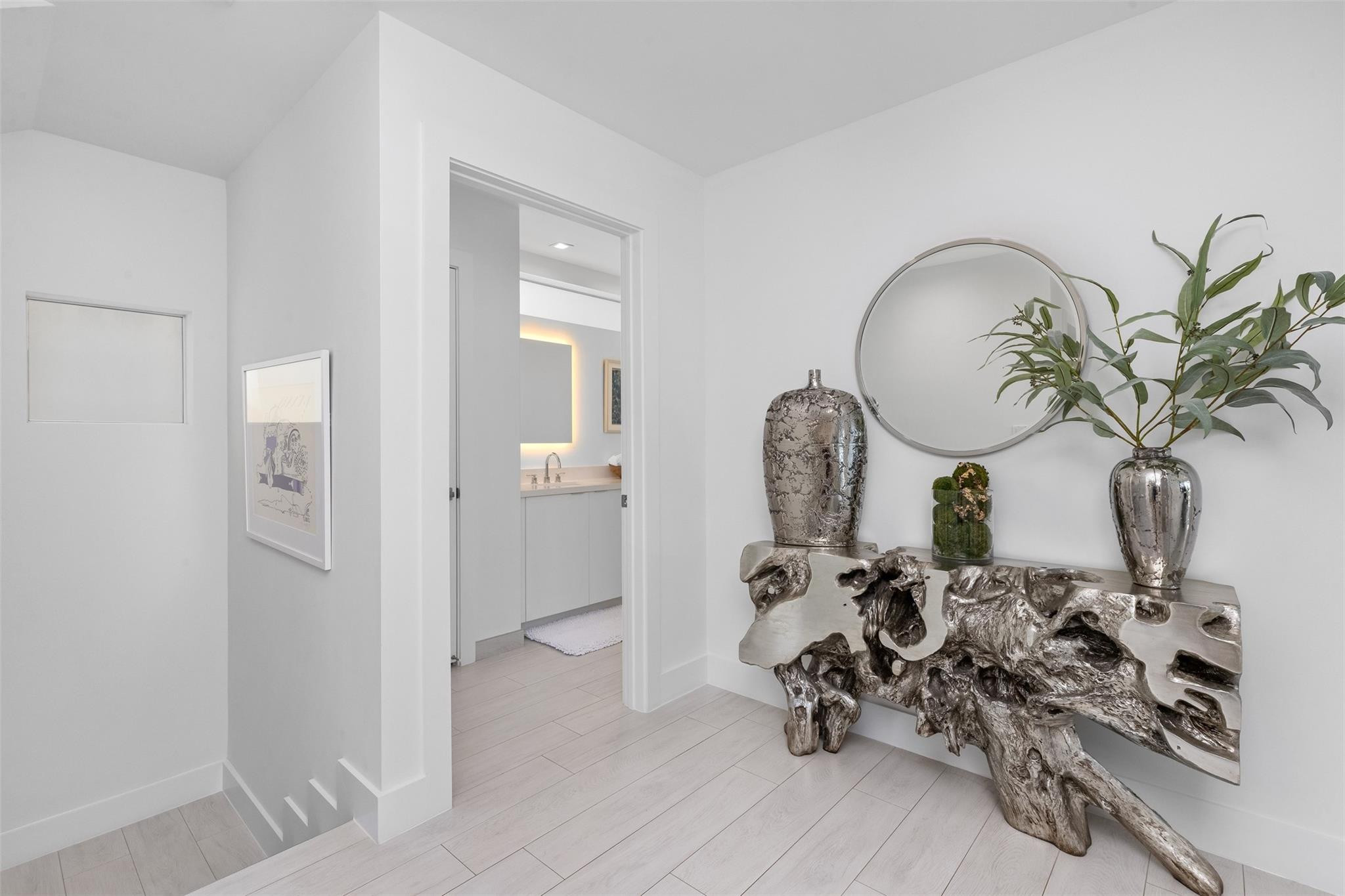 350 Desoto, Hollywood FL 33019