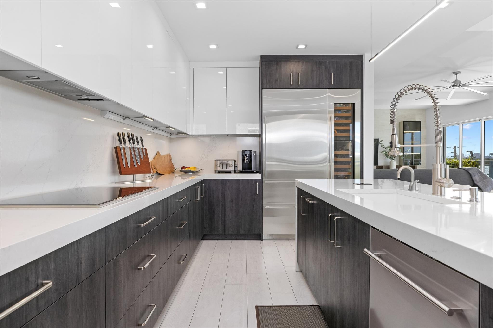 350 Desoto, Hollywood FL 33019