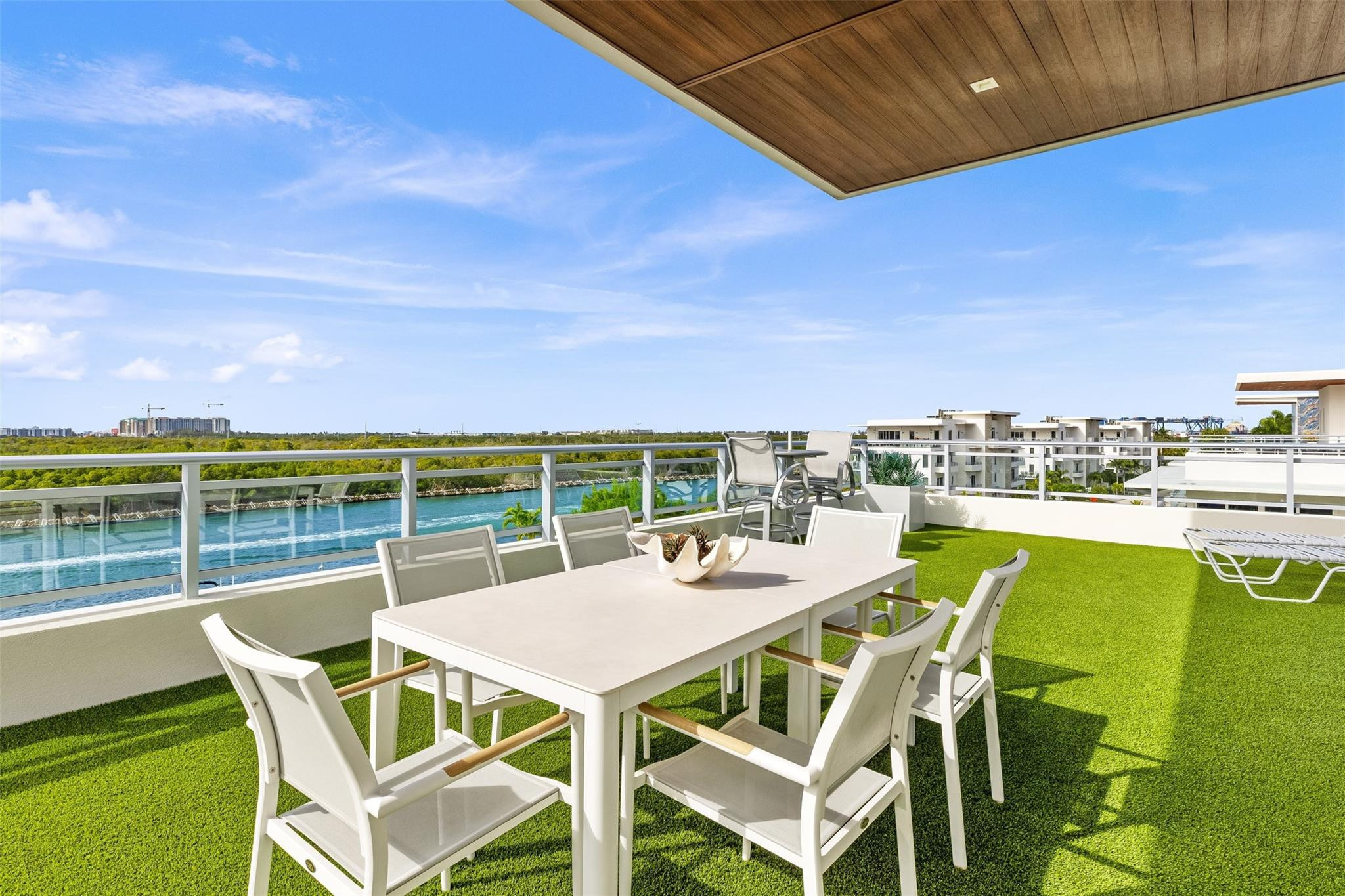 350 Desoto, Hollywood FL 33019