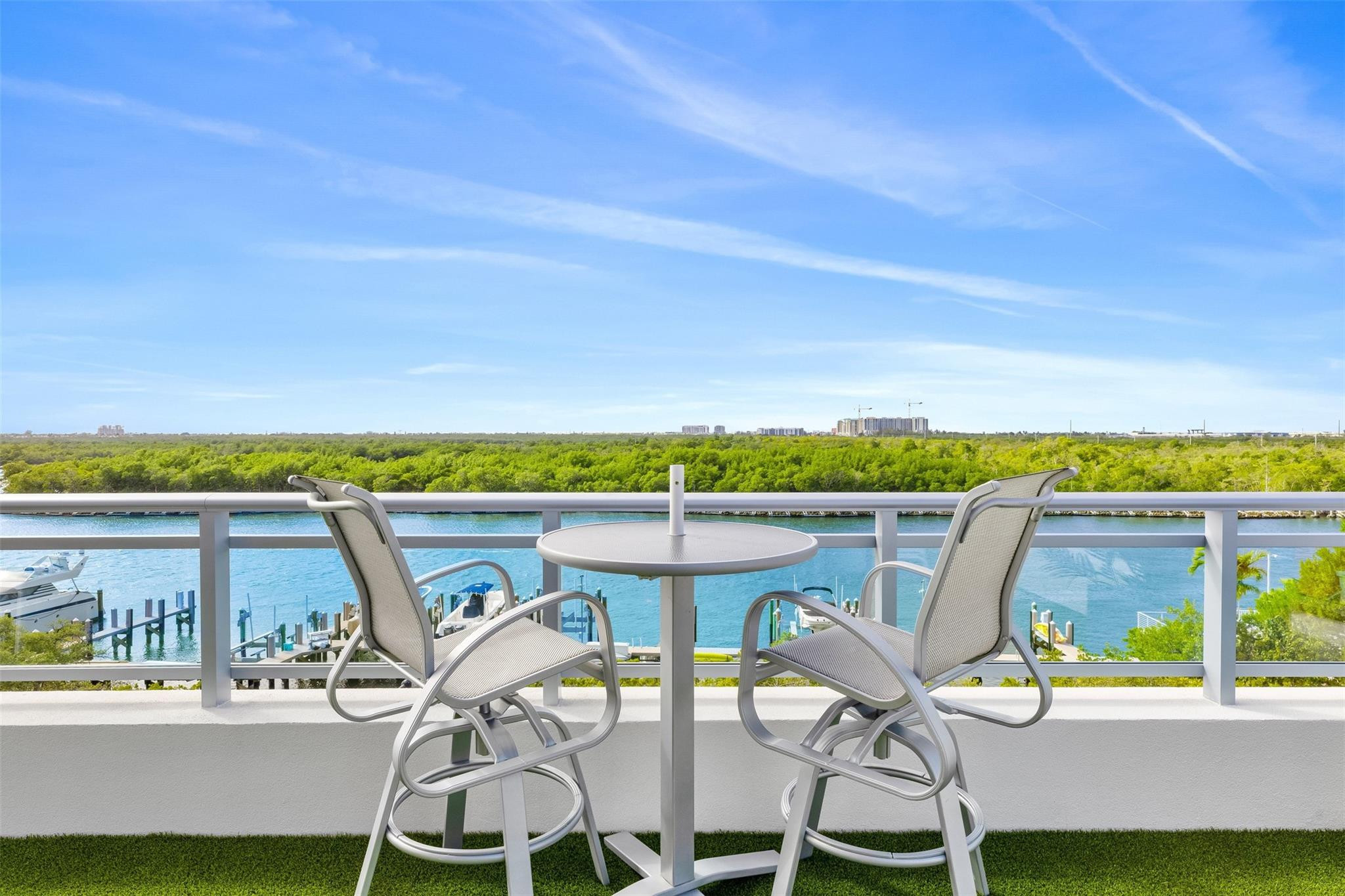 350 Desoto, Hollywood FL 33019