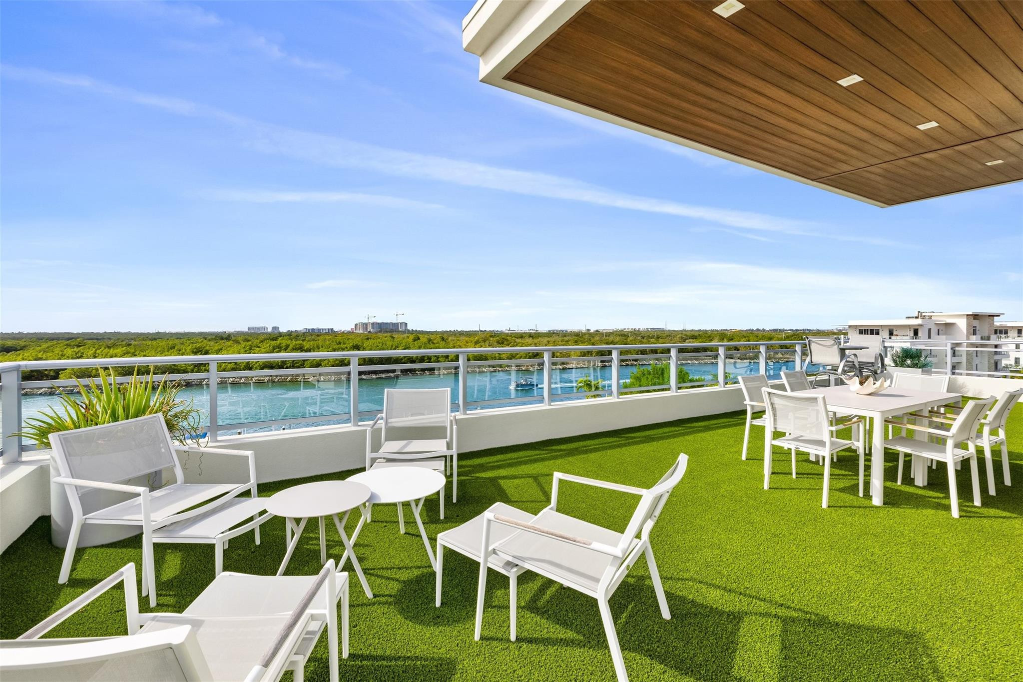 350 Desoto, Hollywood FL 33019