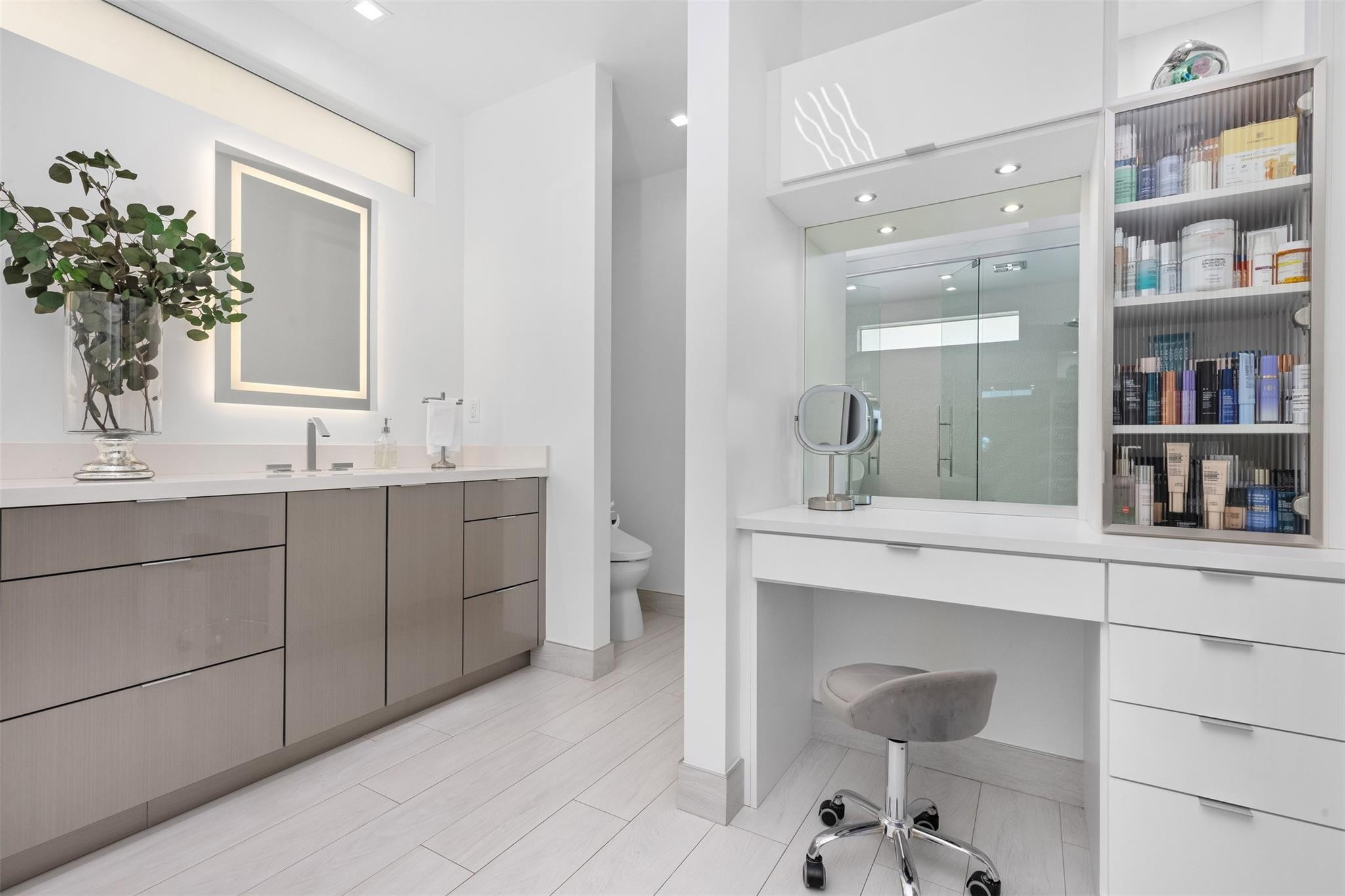 350 Desoto, Hollywood FL 33019