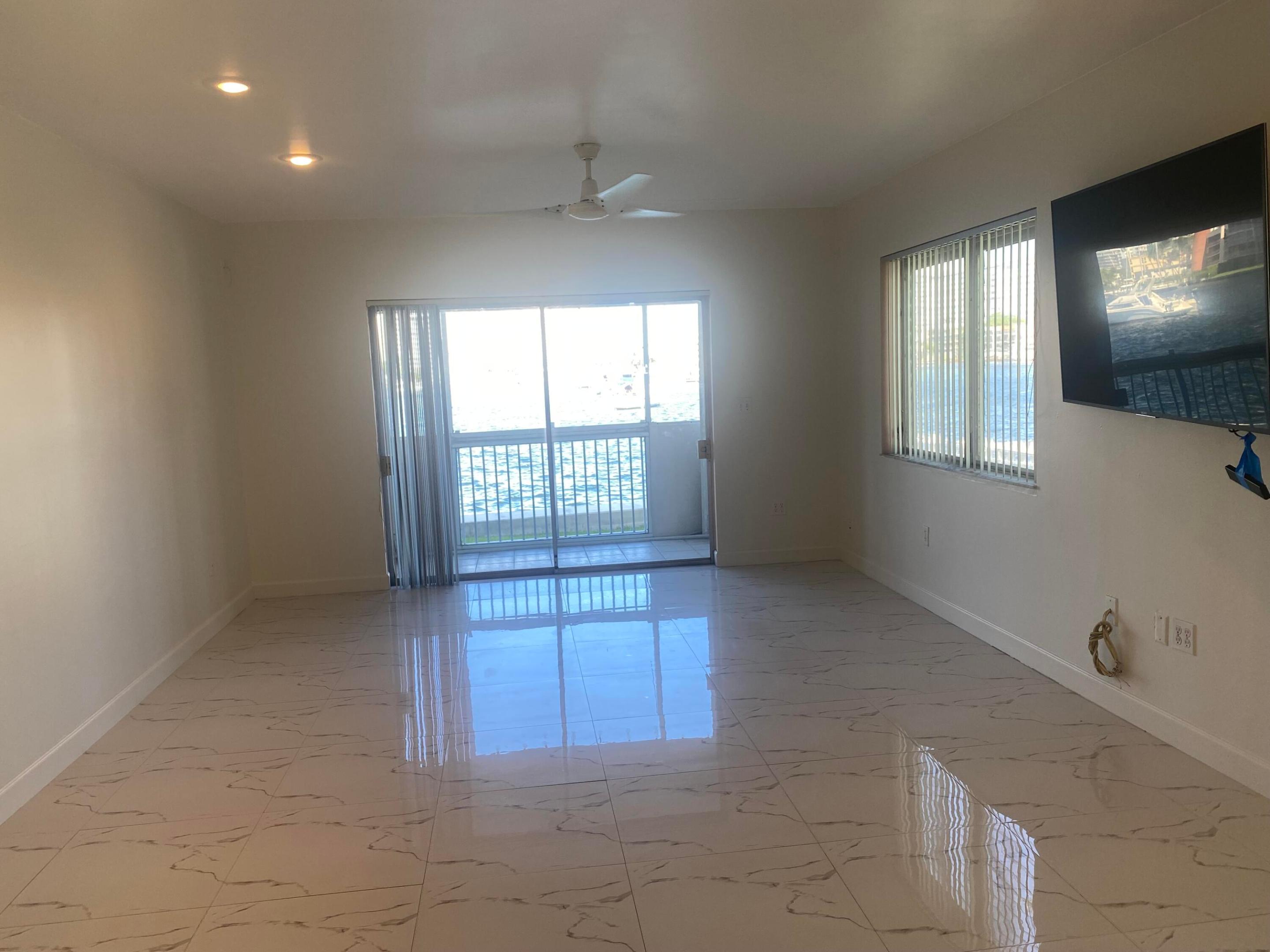 462 Golden Isles #110, Hallandale Beach FL 33009