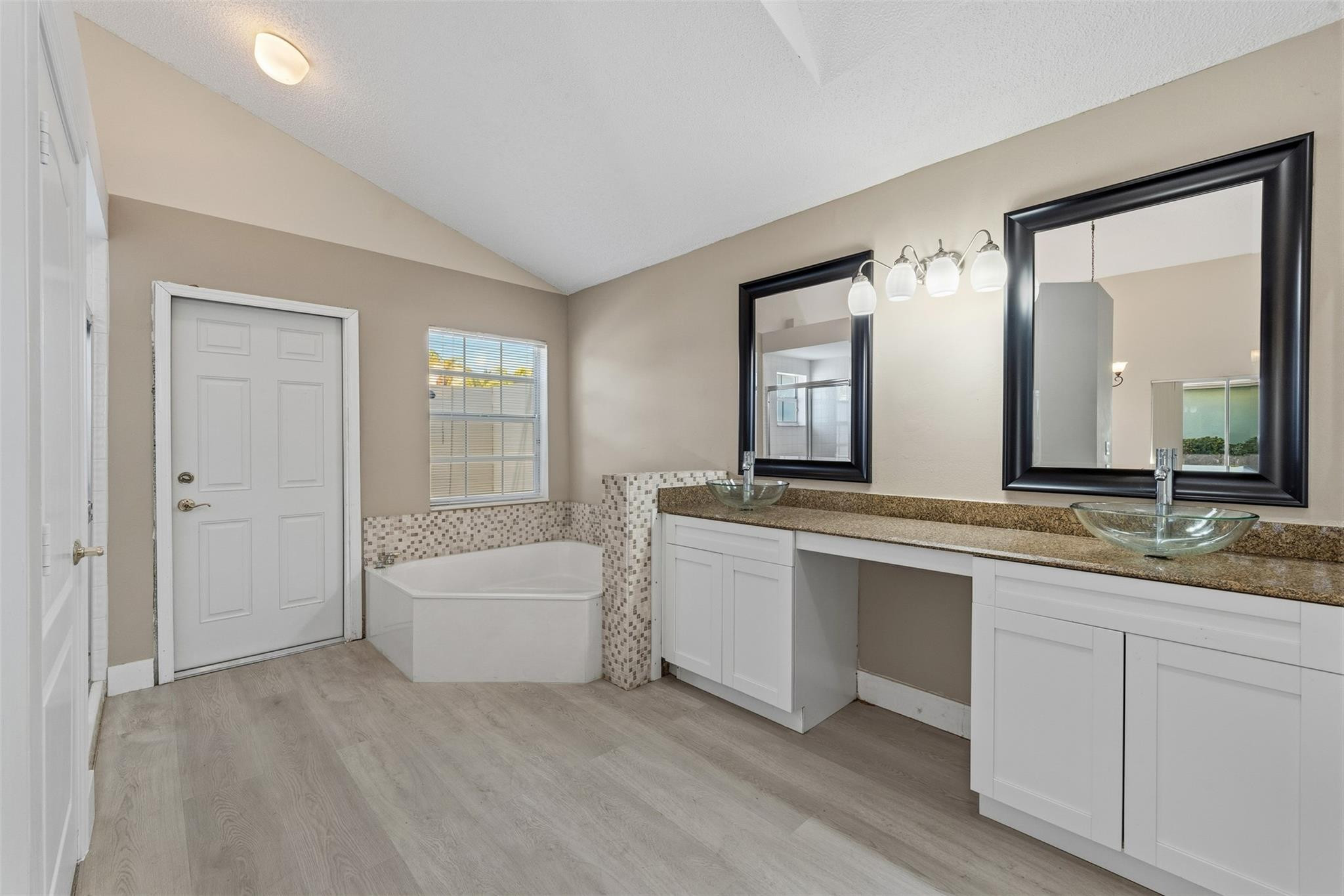 9181 Heathridge, West Palm Beach FL 33411