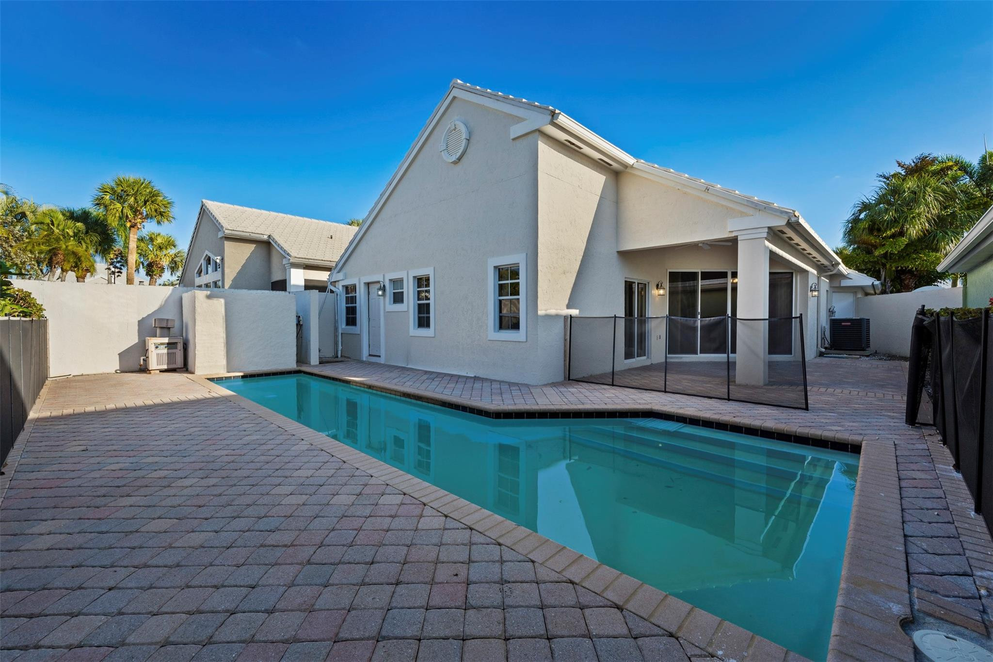 9181 Heathridge, West Palm Beach FL 33411