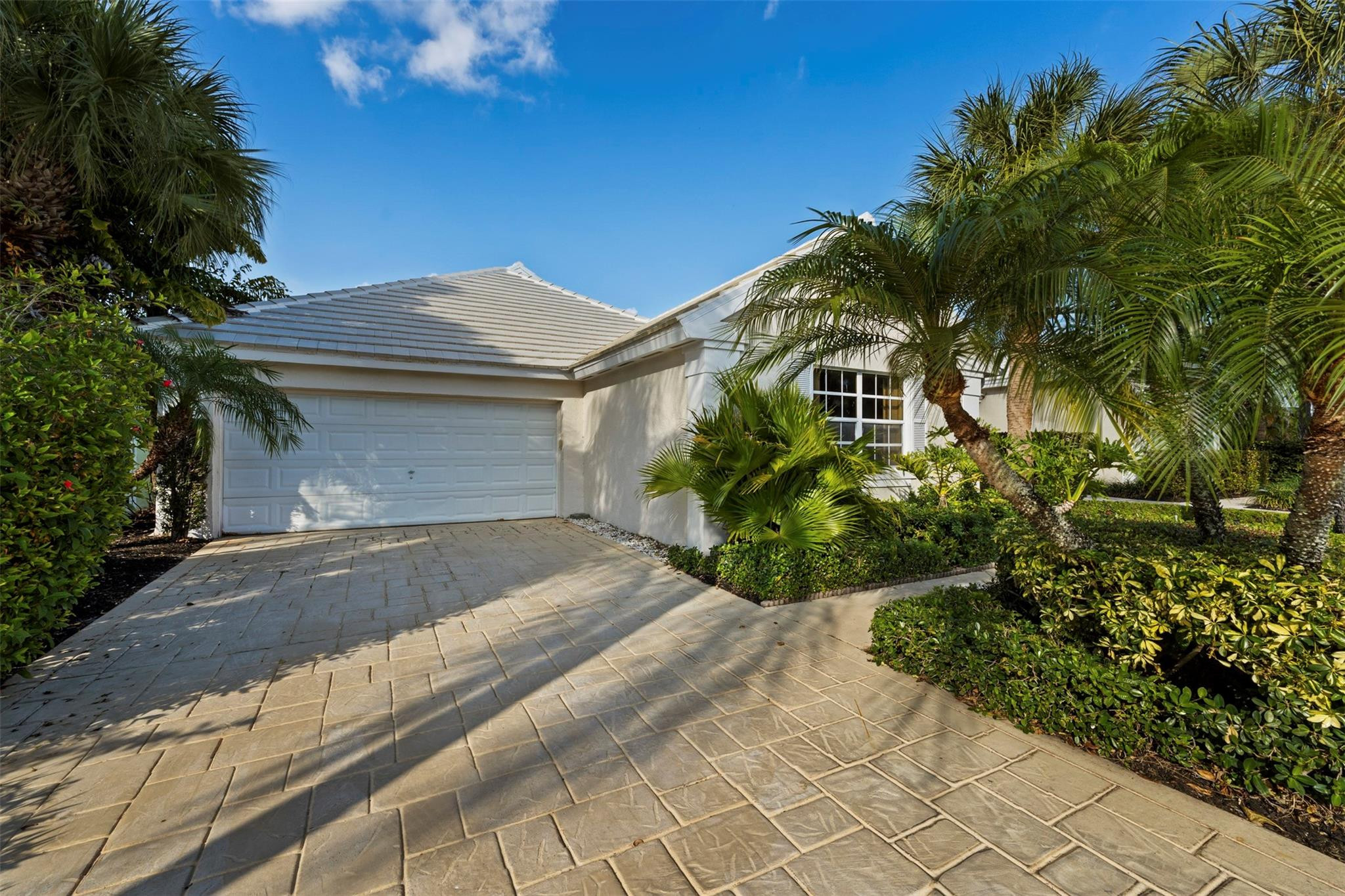 9181 Heathridge, West Palm Beach FL 33411