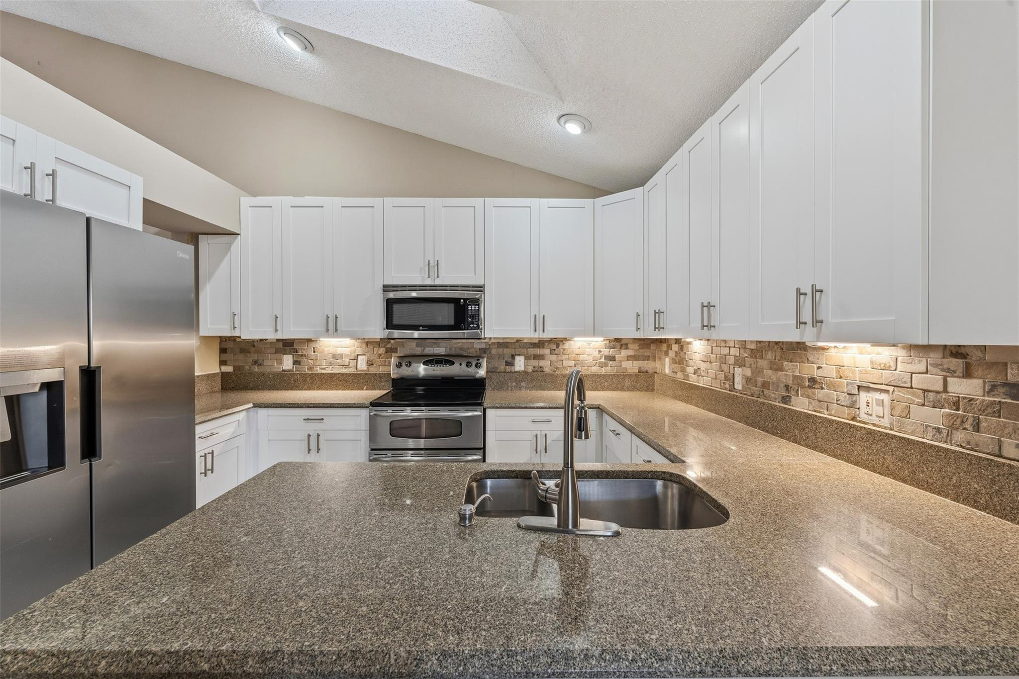9181 Heathridge, West Palm Beach FL 33411