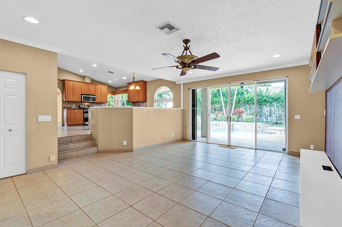 19571 Black Olive, Boca Raton FL 33498