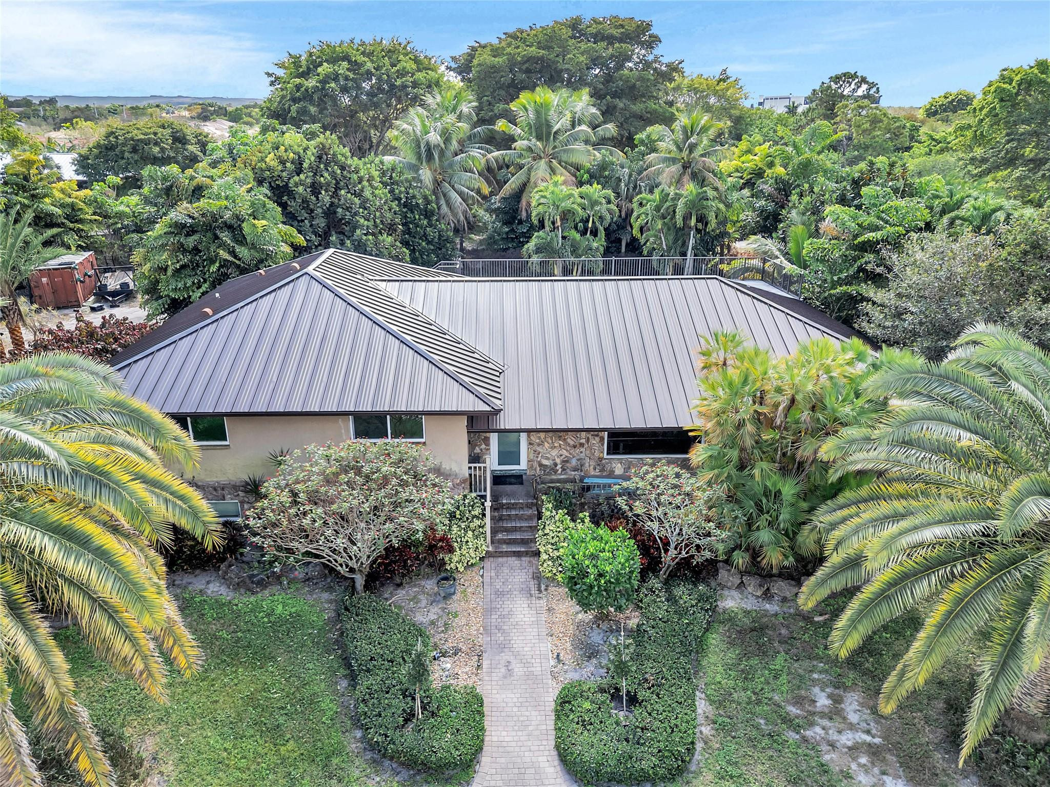 4000 NW 74th, Coconut Creek FL 33073