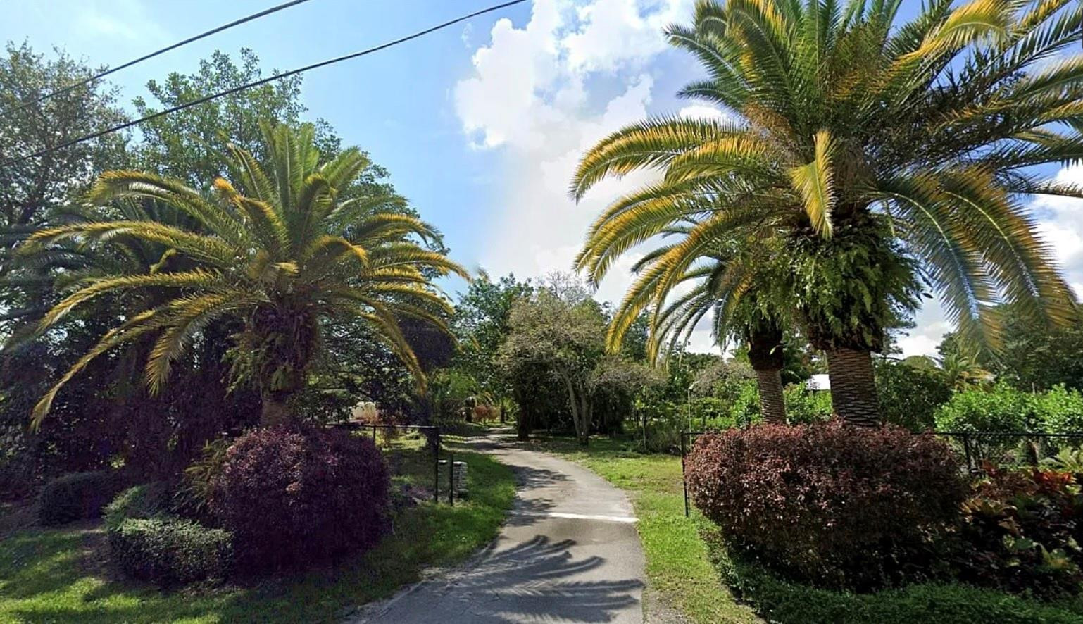 4000 NW 74th, Coconut Creek FL 33073