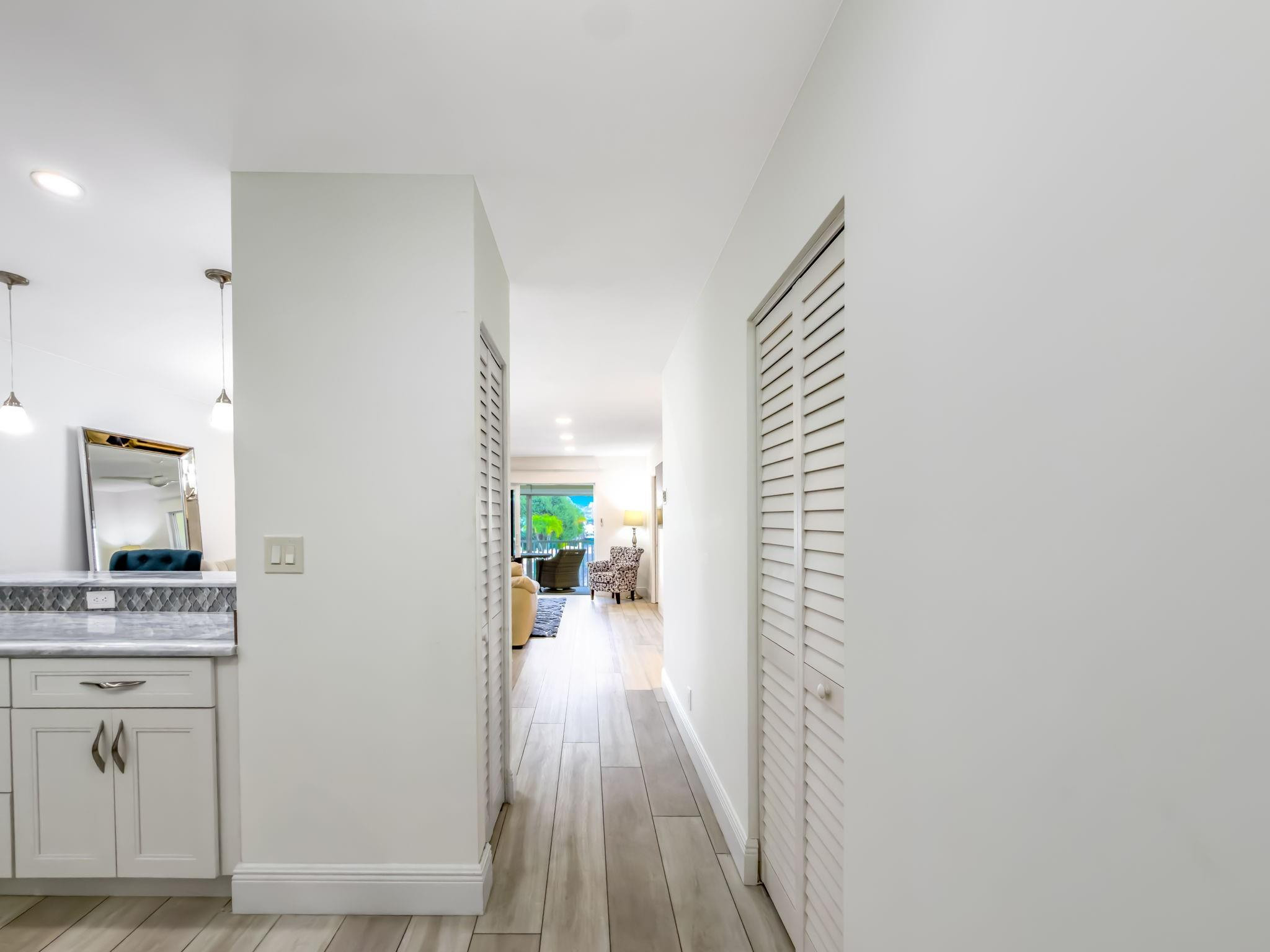 2301 NE 36th #202, Lighthouse Point FL 33064