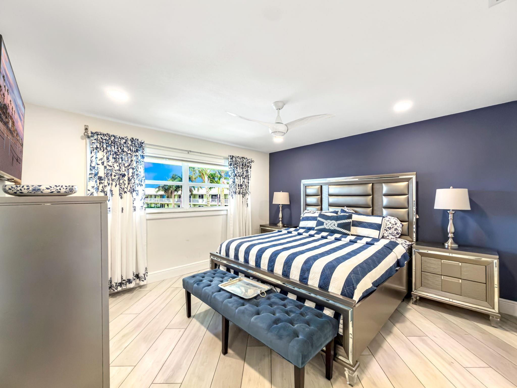2301 NE 36th #202, Lighthouse Point FL 33064