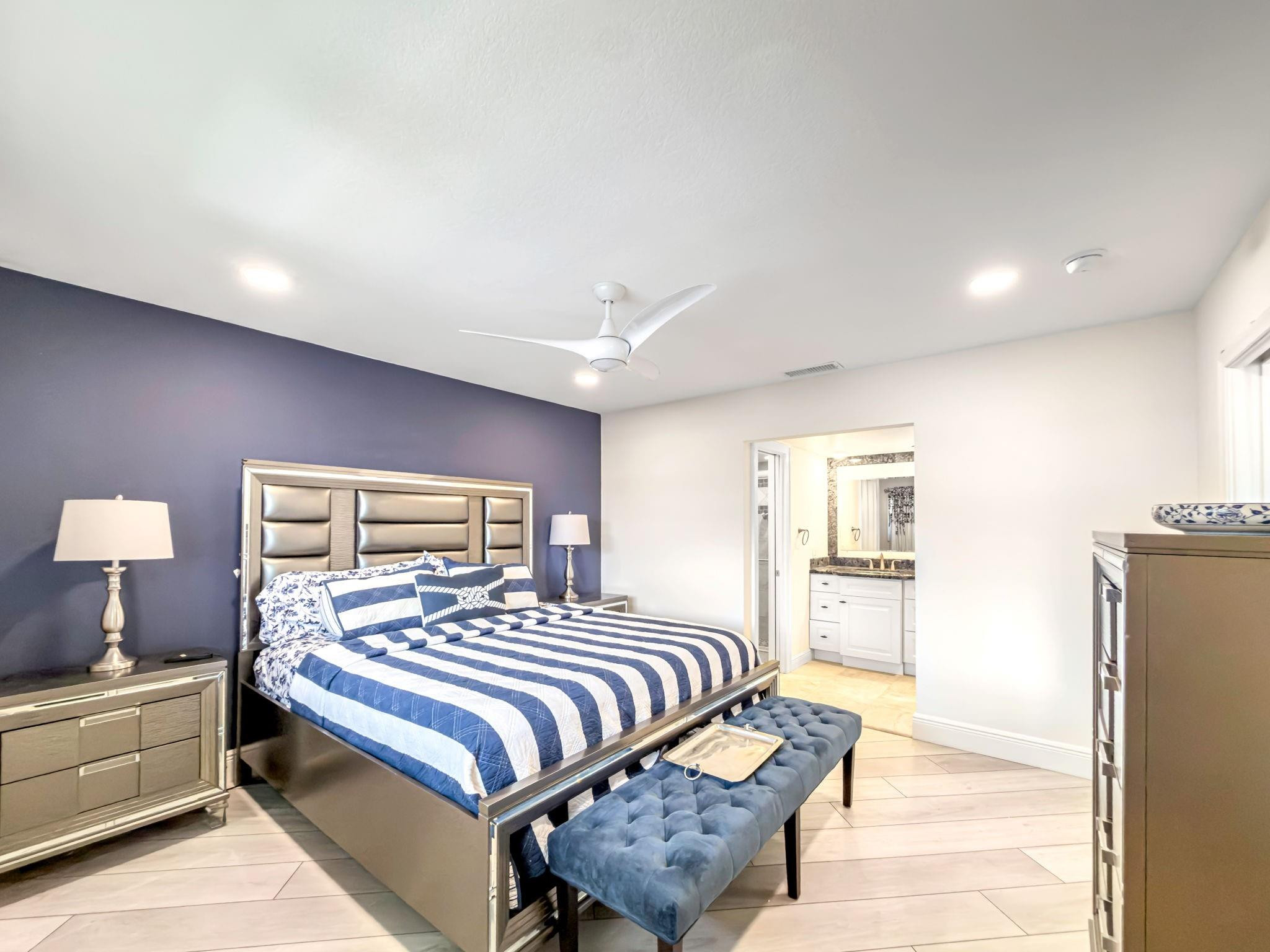 2301 NE 36th #202, Lighthouse Point FL 33064