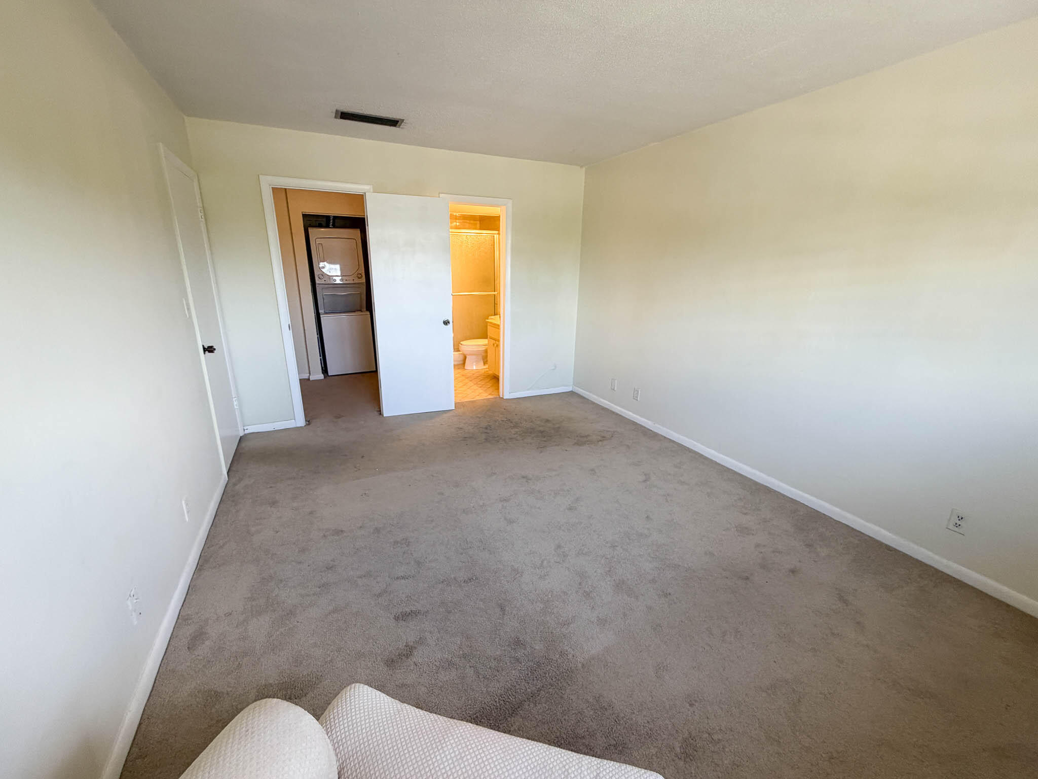 917 NE 16th #16, Fort Lauderdale FL 33304