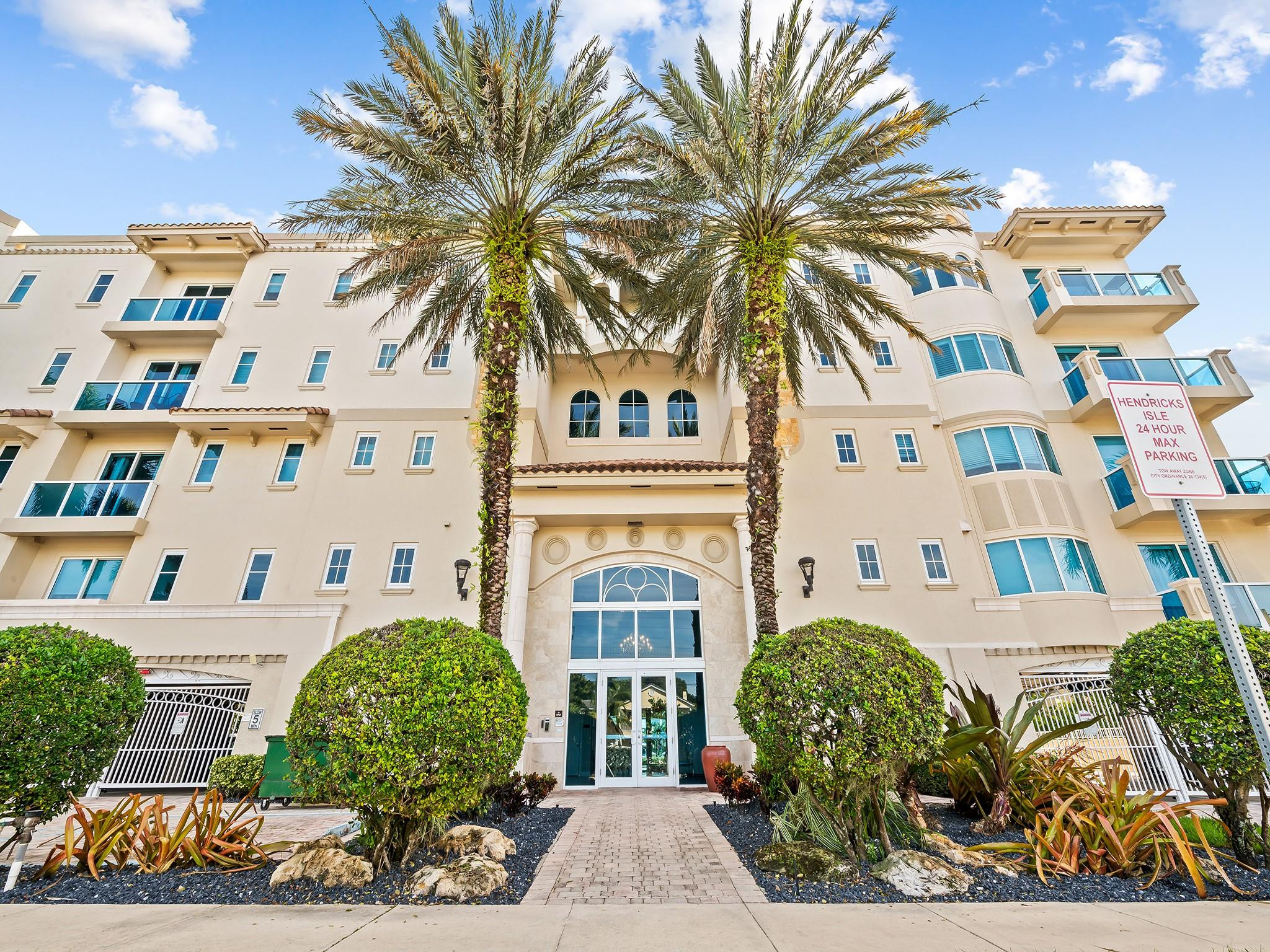 516 Hendricks #4B, Fort Lauderdale FL 33301