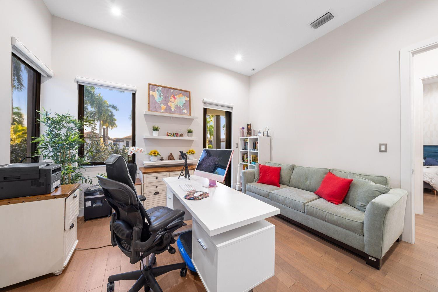 8225 Central Park, Doral FL 33166
