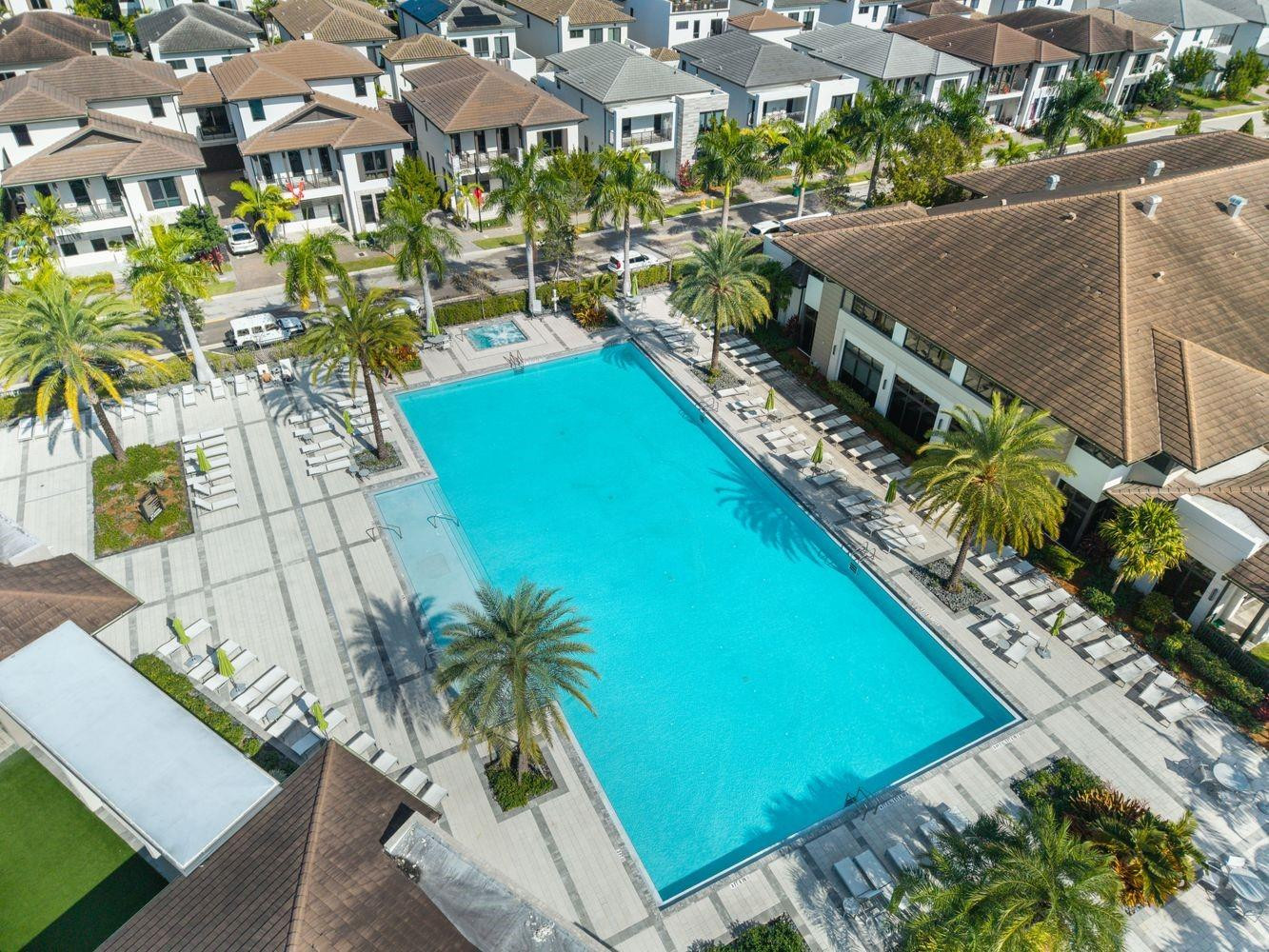 8225 Central Park, Doral FL 33166