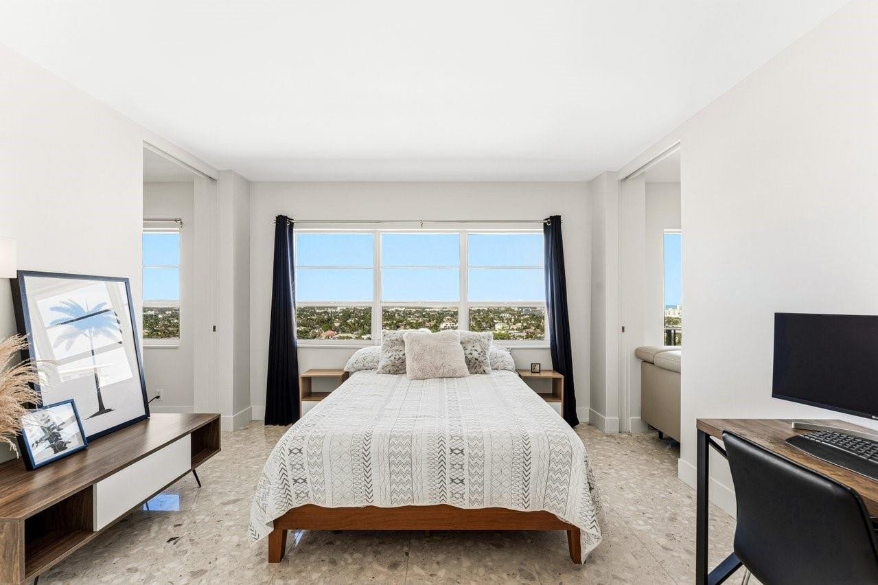 340 Sunset #1808, Fort Lauderdale FL 33301
