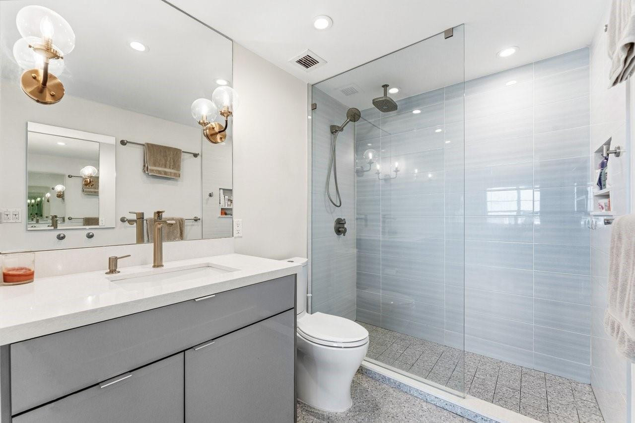 340 Sunset #1808, Fort Lauderdale FL 33301