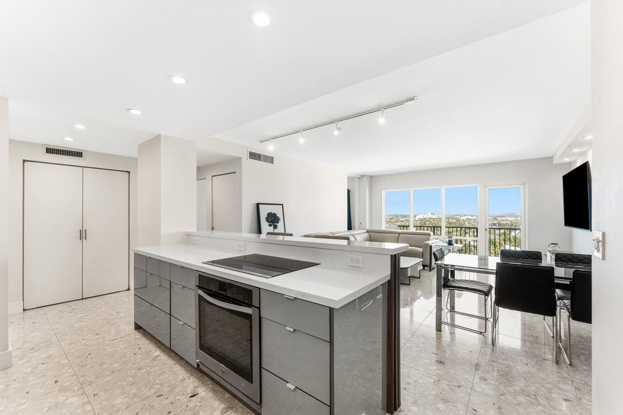 340 Sunset #1808, Fort Lauderdale FL 33301