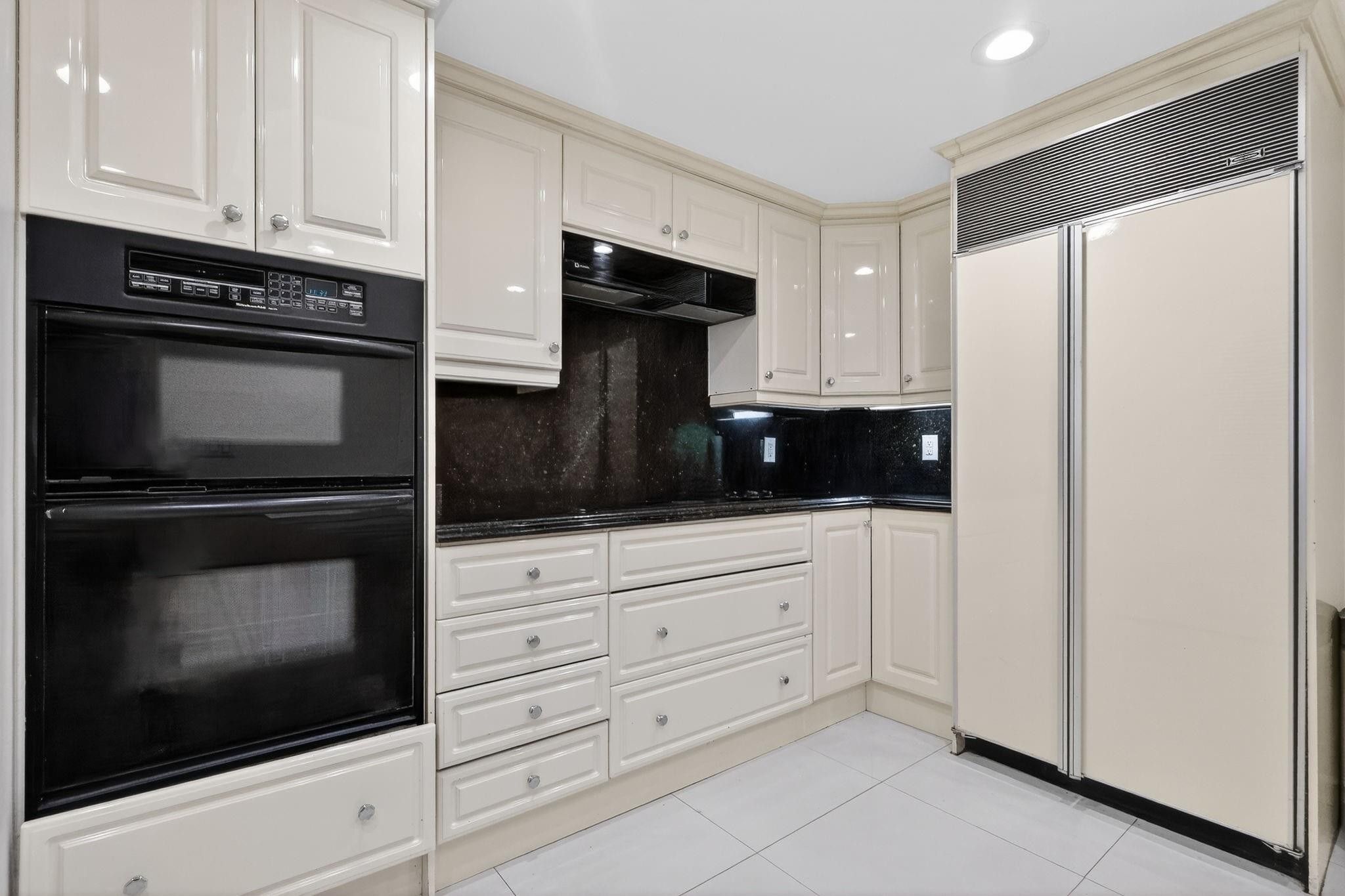 9595 Collins #N-8f, Surfside FL 33154
