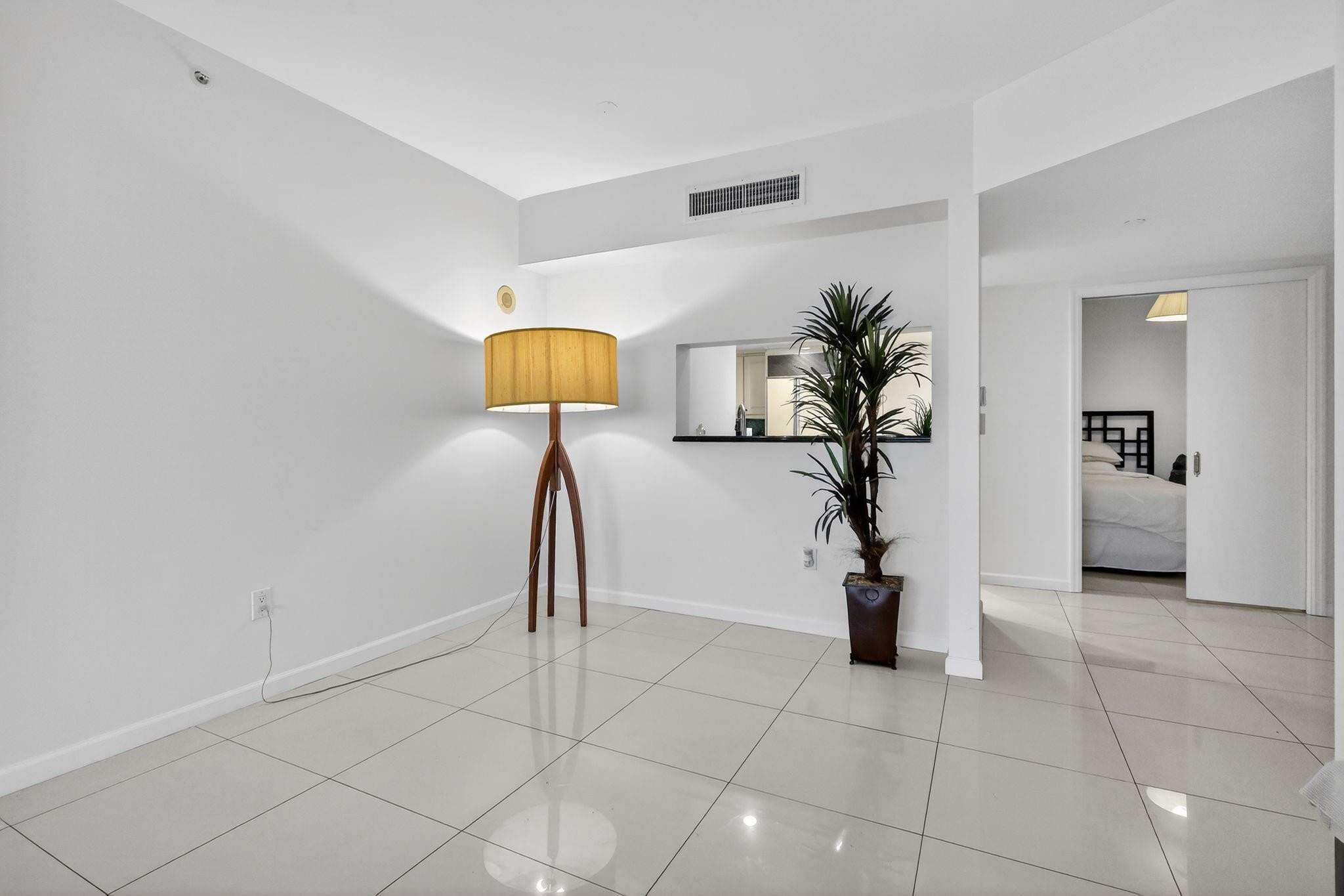 9595 Collins #N-8f, Surfside FL 33154