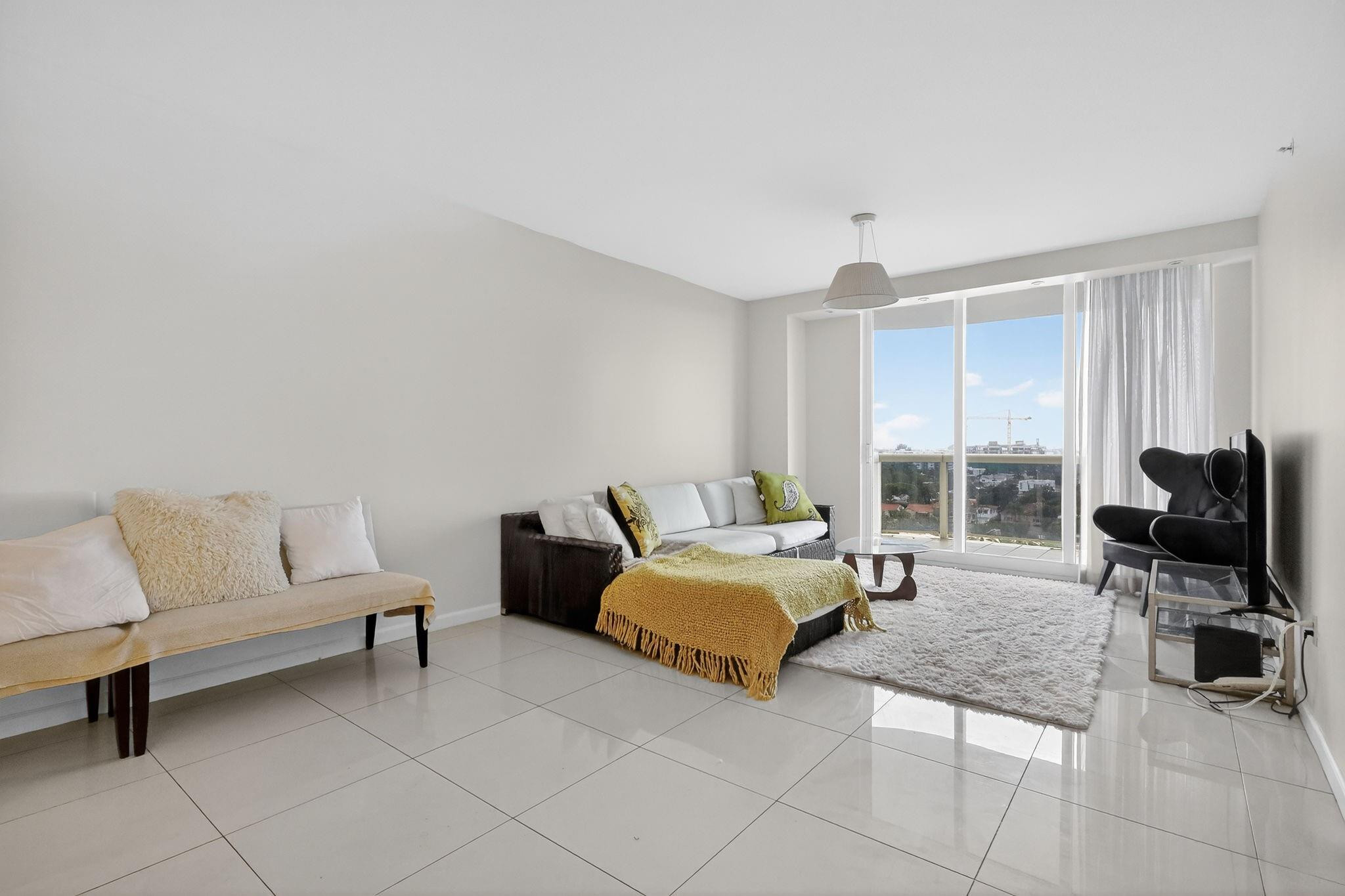 9595 Collins #N-8f, Surfside FL 33154