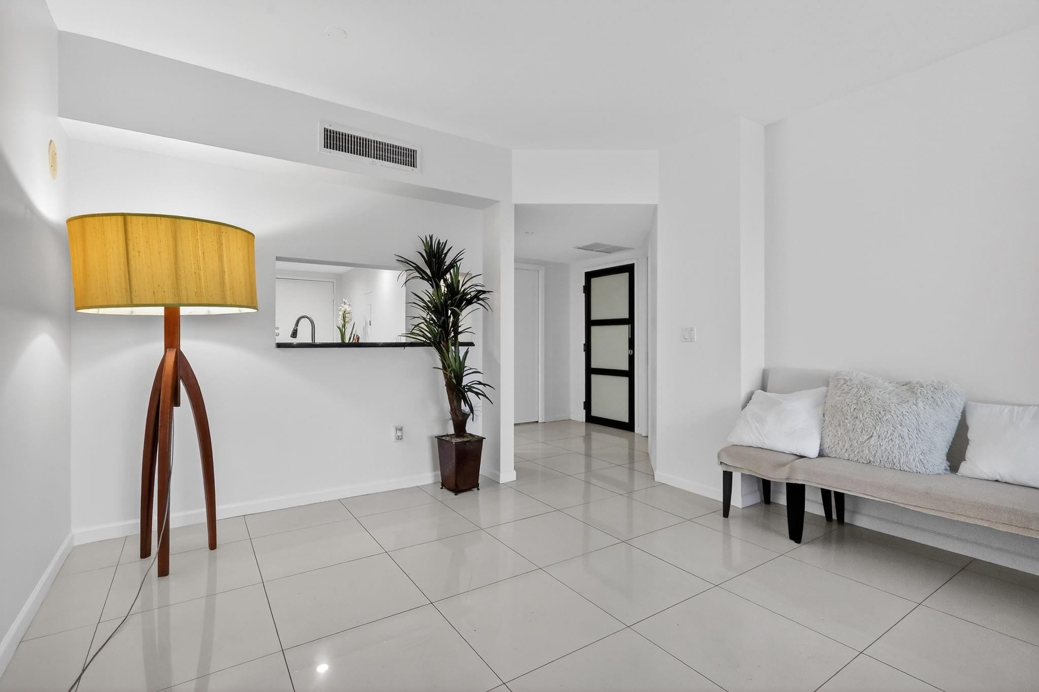 9595 Collins #N-8f, Surfside FL 33154