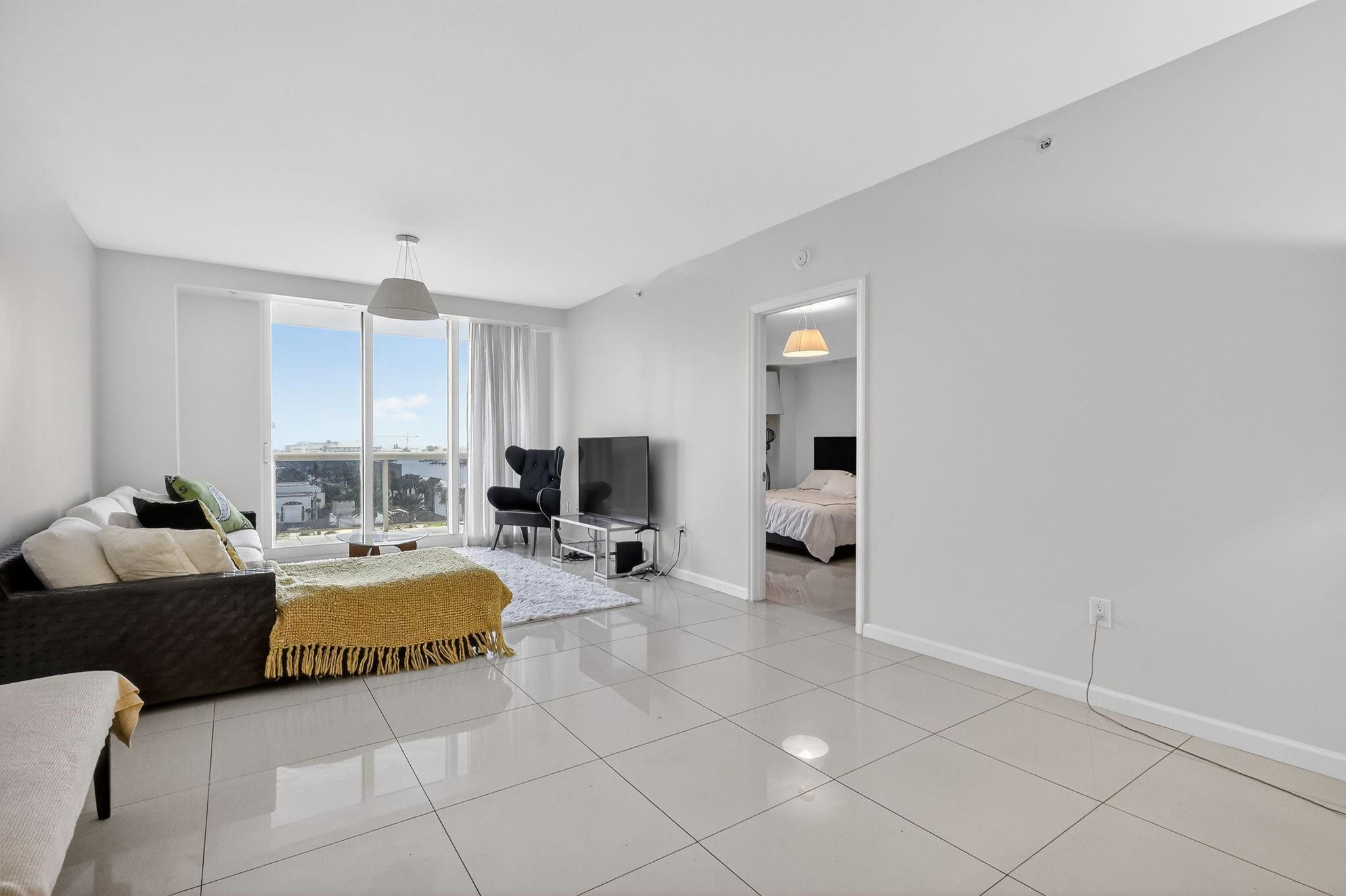 9595 Collins #N-8f, Surfside FL 33154