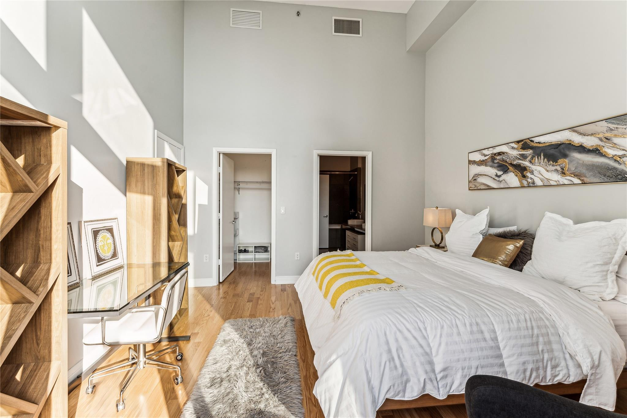 465 Brickell #2806, Miami FL 33131