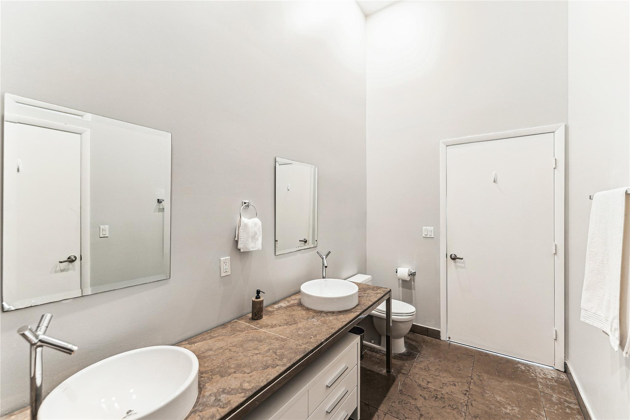 465 Brickell #2806, Miami FL 33131