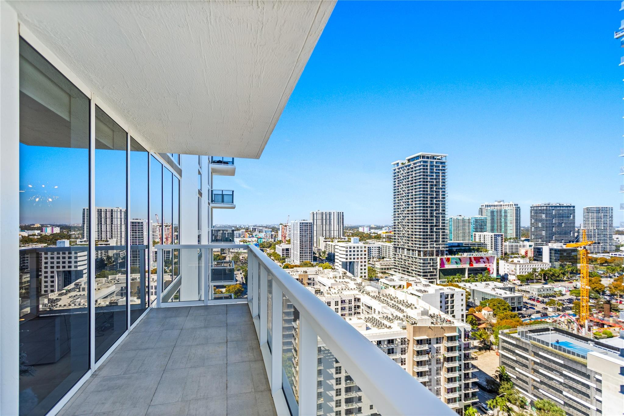 600 NE 27th #2301, Miami FL 33137