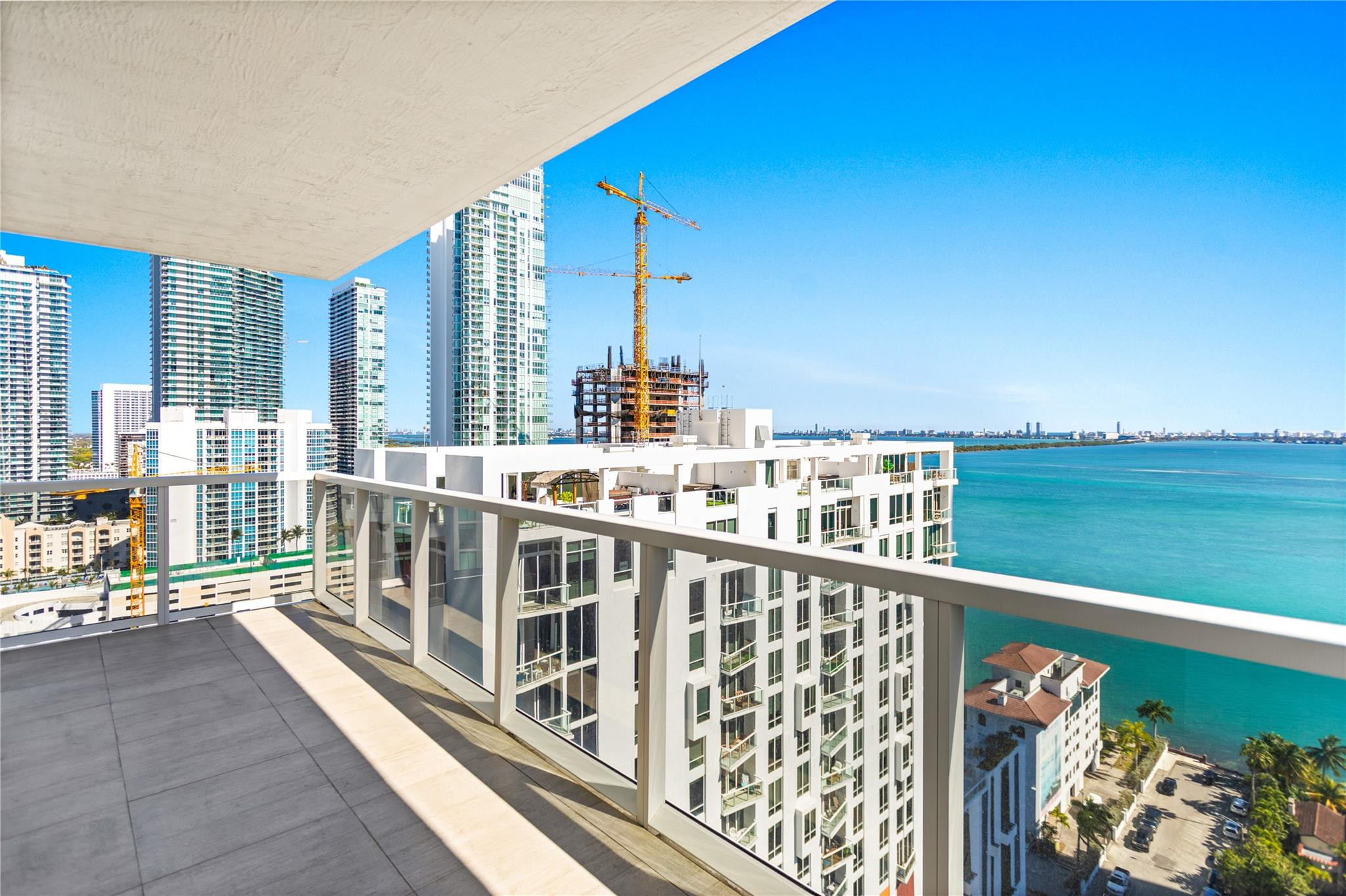 600 NE 27th #2301, Miami FL 33137