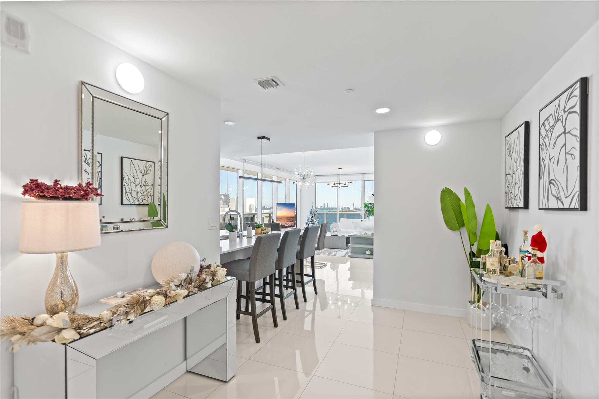 600 NE 27th #2301, Miami FL 33137
