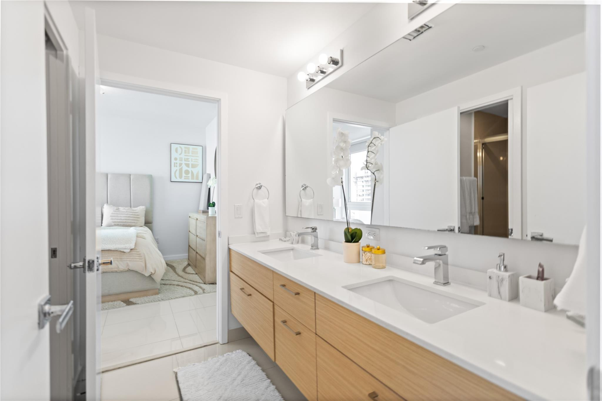 600 NE 27th #2301, Miami FL 33137