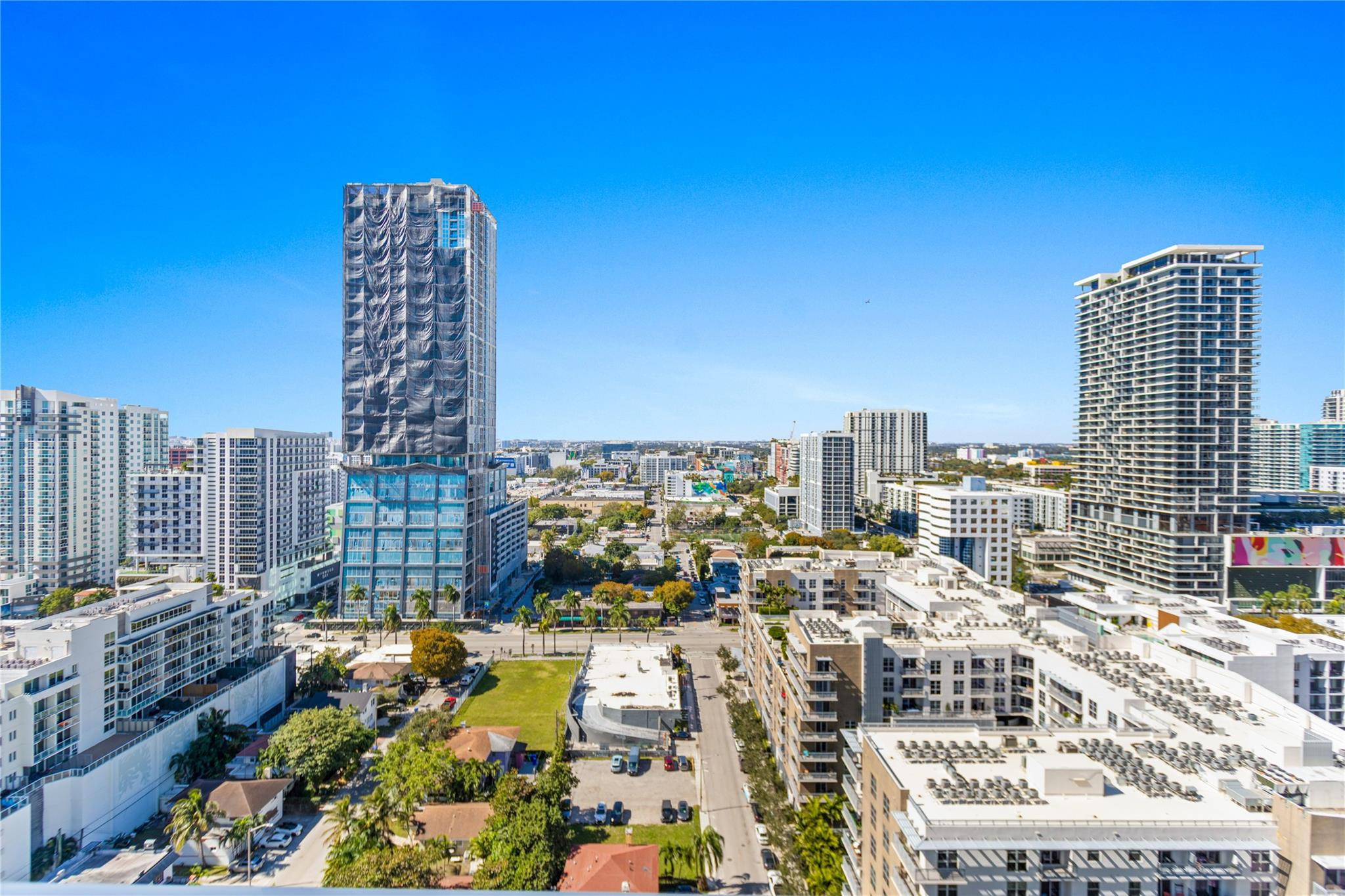 600 NE 27th #2301, Miami FL 33137