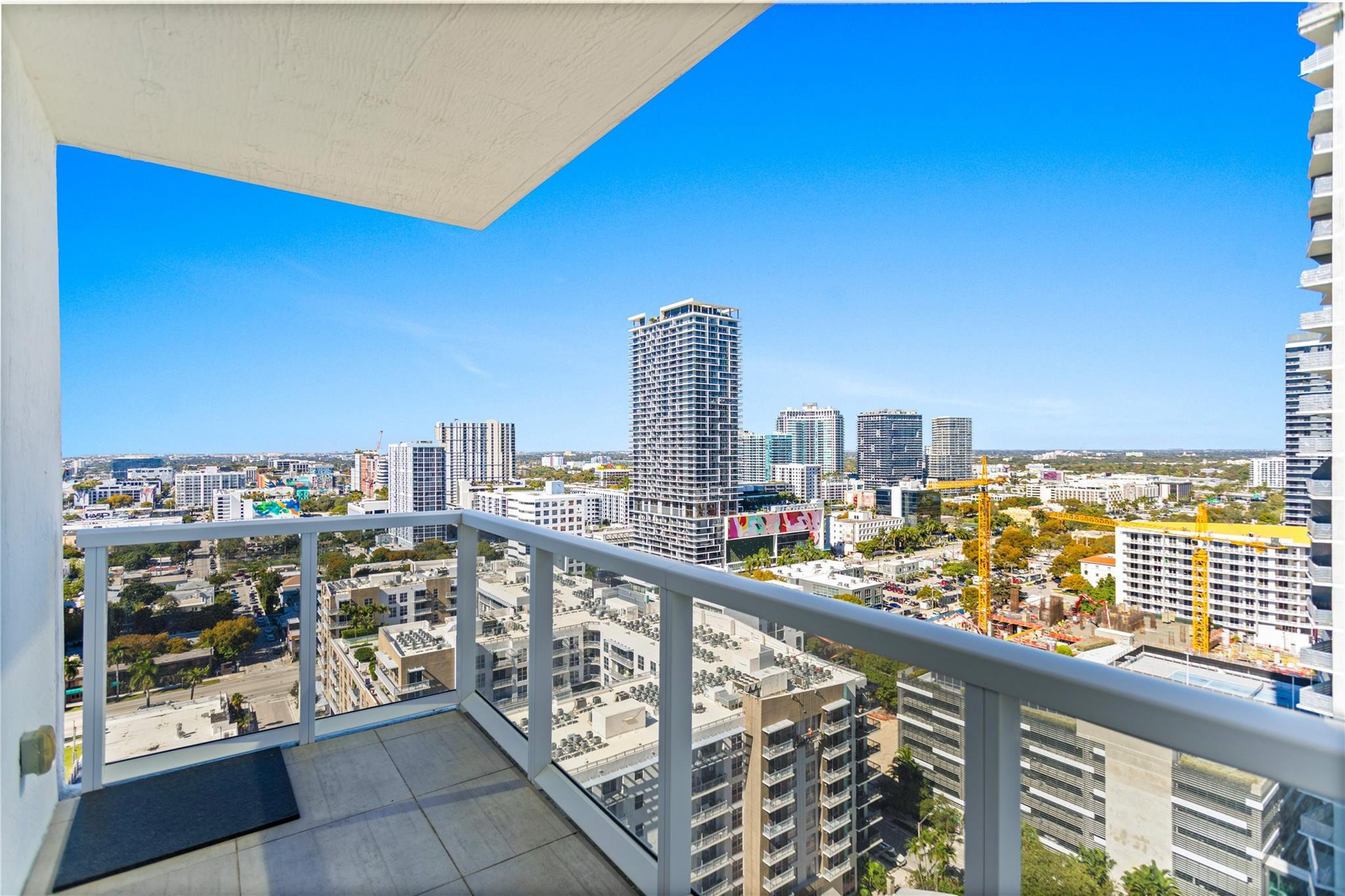 600 NE 27th #2301, Miami FL 33137