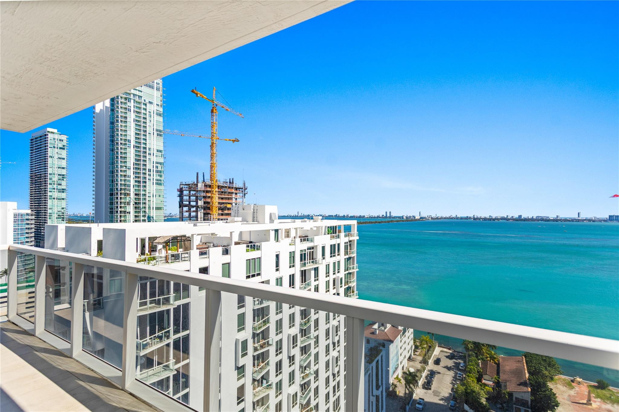 600 NE 27th #2301, Miami FL 33137
