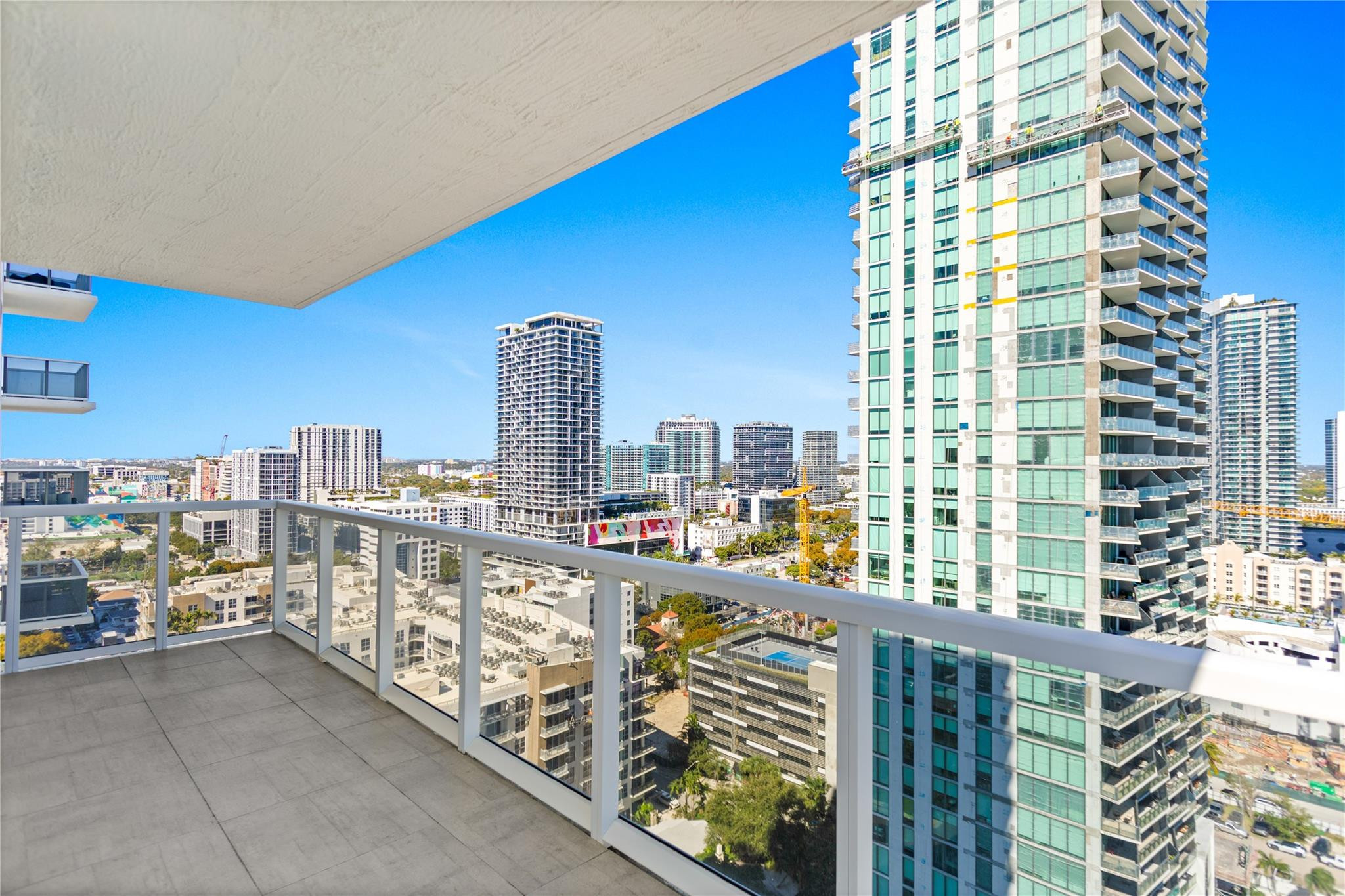 600 NE 27th #2301, Miami FL 33137